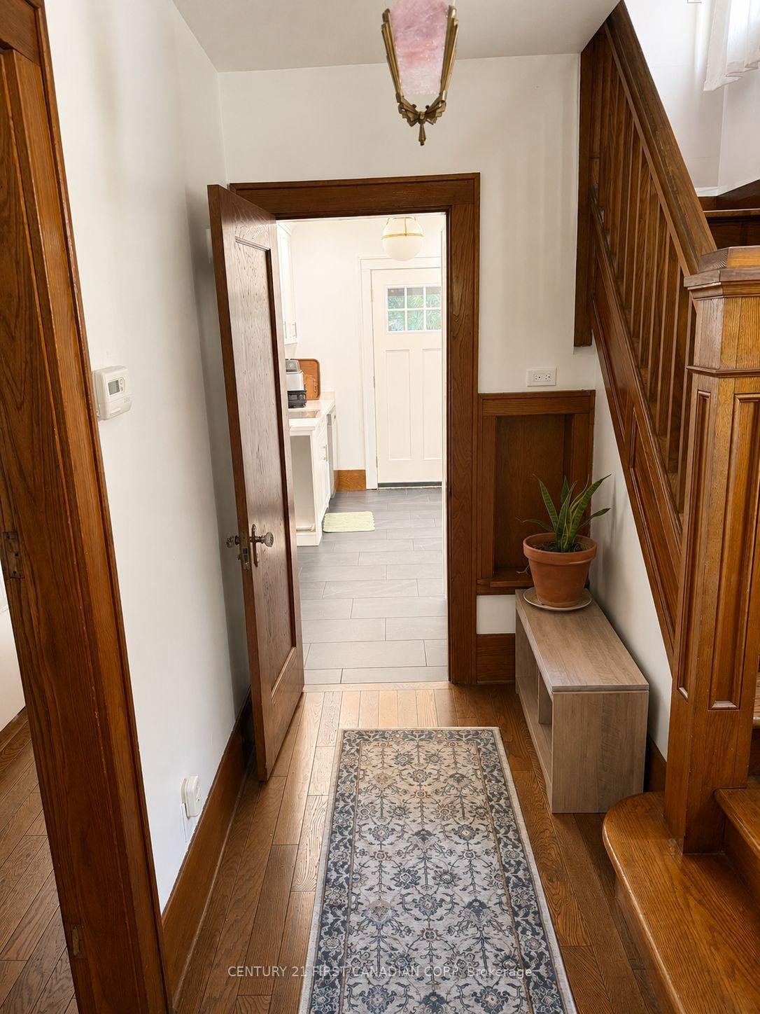 Photo 4 of 5 Clenray Place, London, East B — HOMEH