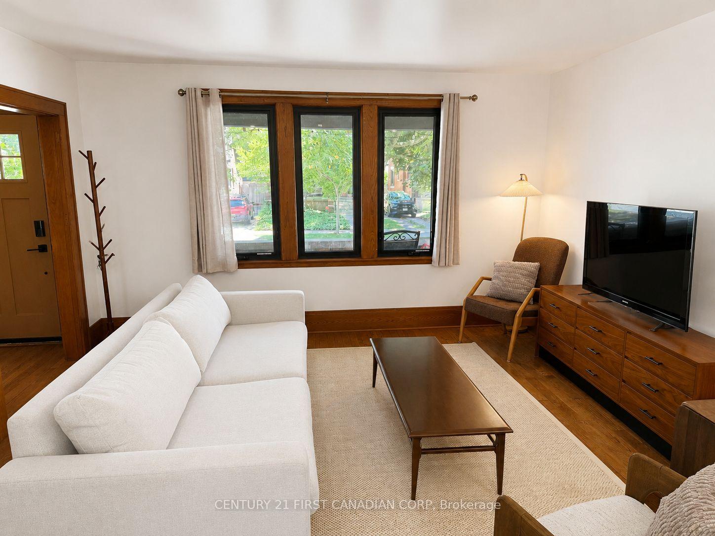 Photo 5 of 5 Clenray Place, London, East B — HOMEH