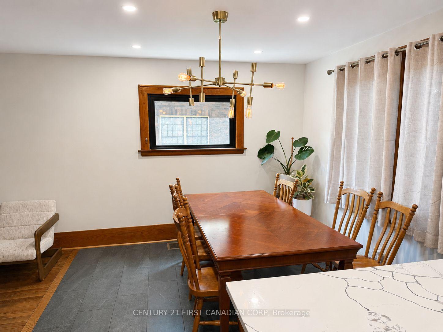 Photo 8 of 5 Clenray Place, London, East B — HOMEH
