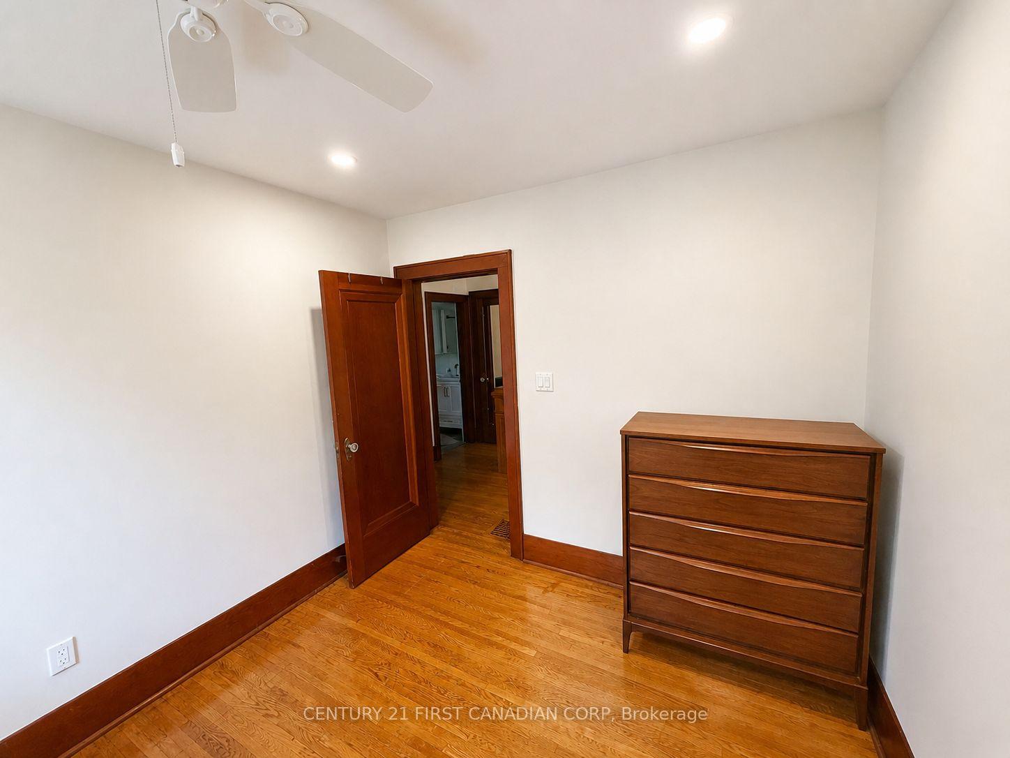 Photo 18 of 5 Clenray Place, London, East B — HOMEH