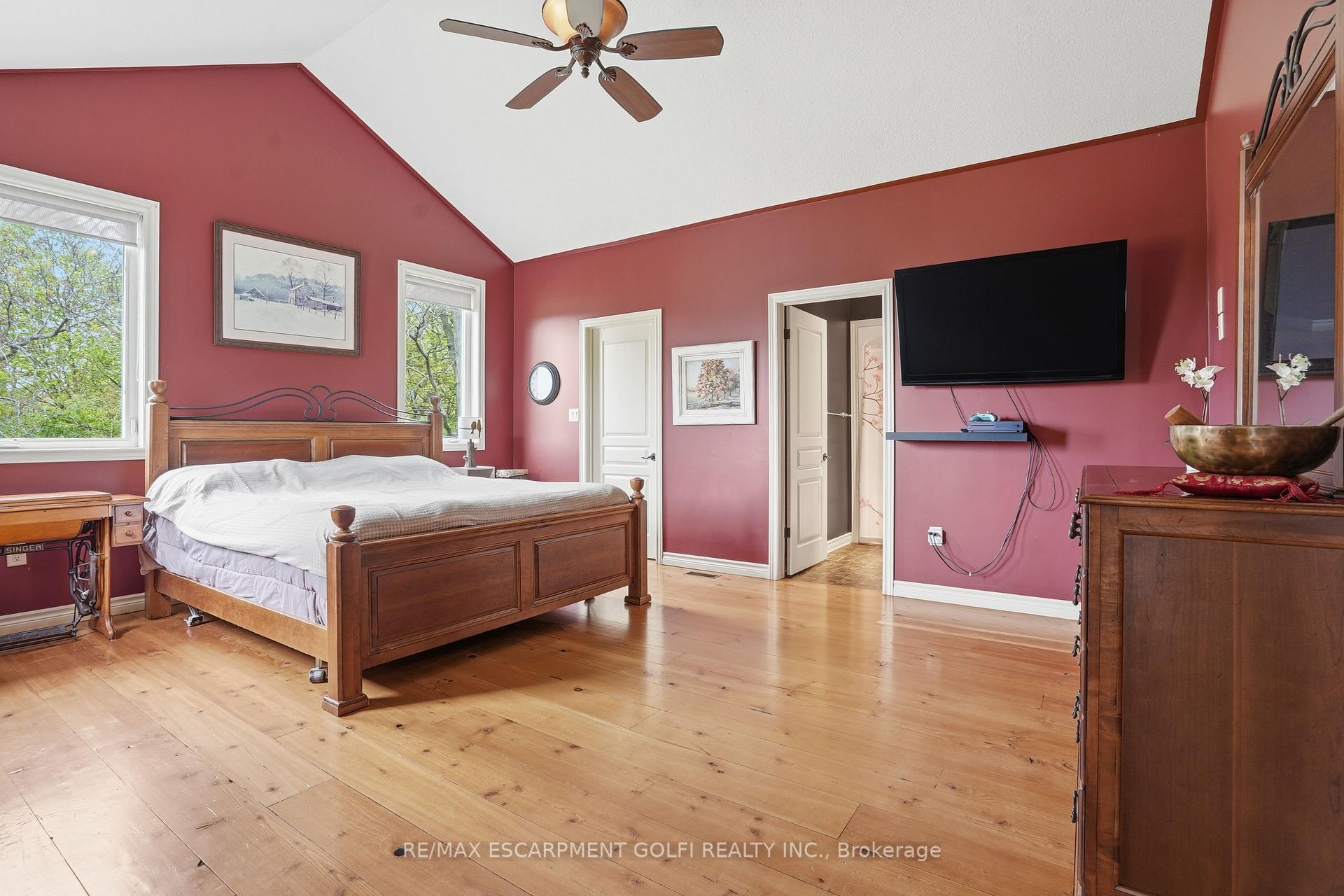 Photo 19 of 461 Tice Road, Pelham, North Pelham — HOMEH