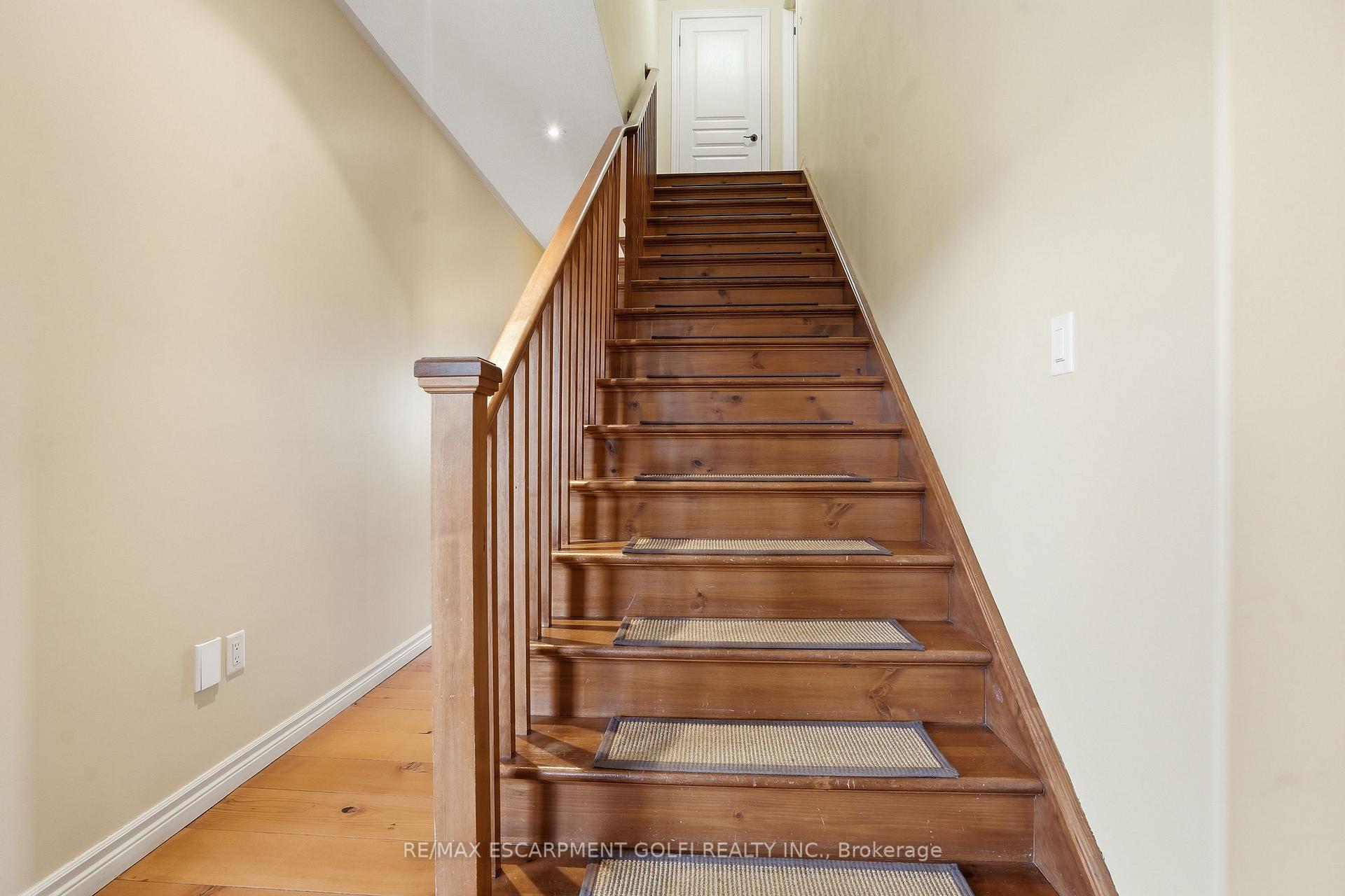Photo 25 of 461 Tice Road, Pelham, North Pelham — HOMEH
