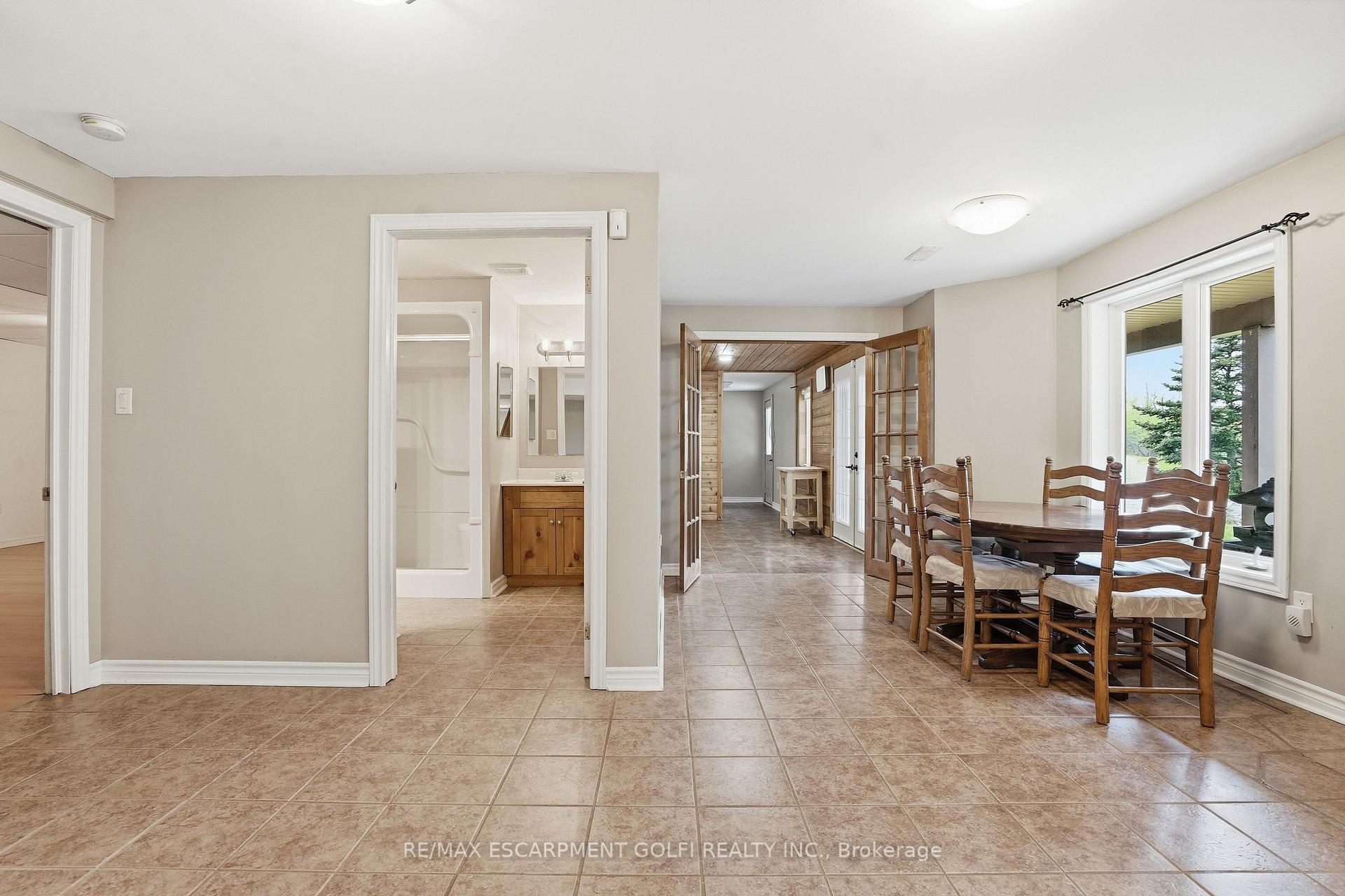 Photo 30 of 461 Tice Road, Pelham, North Pelham — HOMEH