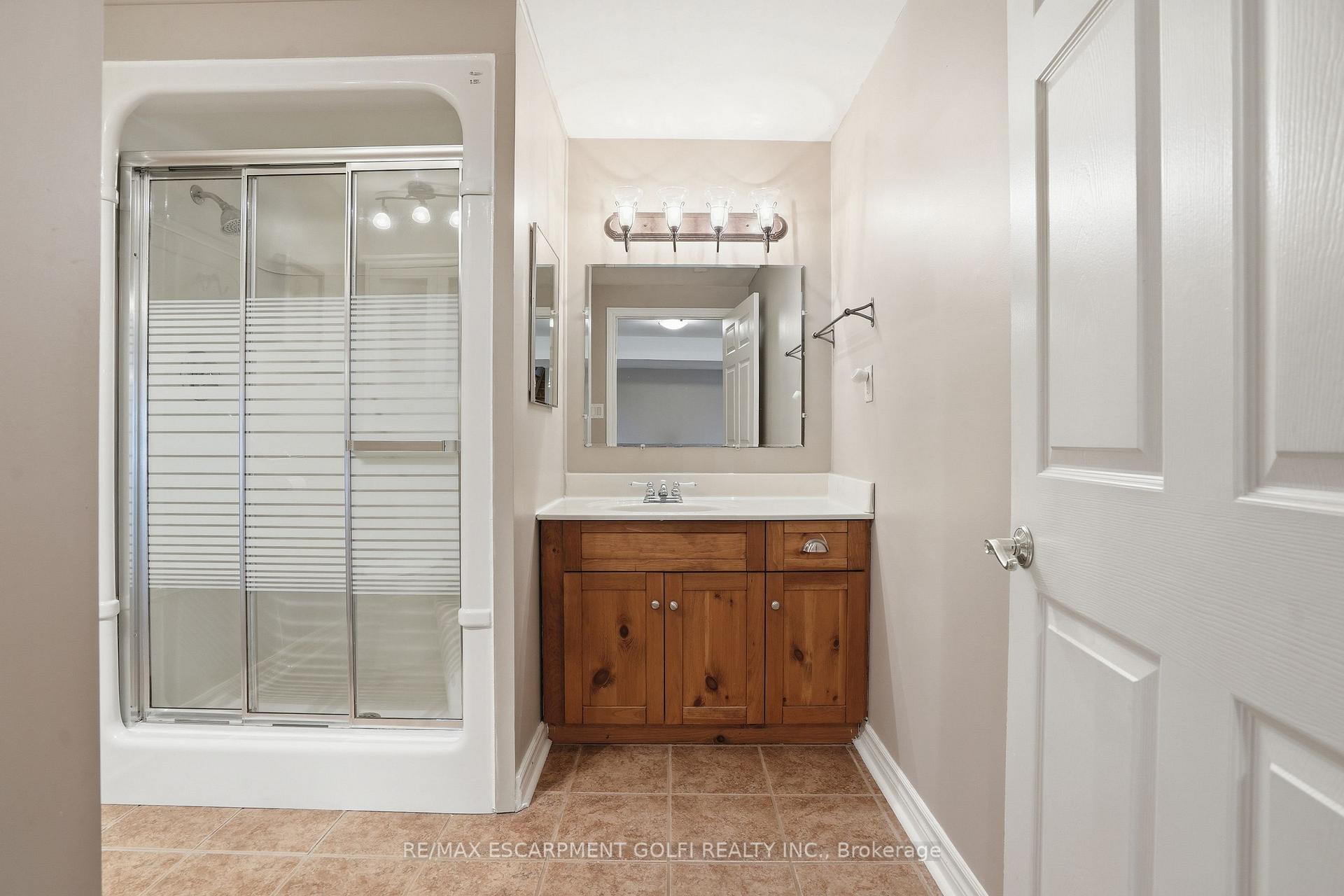 Photo 31 of 461 Tice Road, Pelham, North Pelham — HOMEH