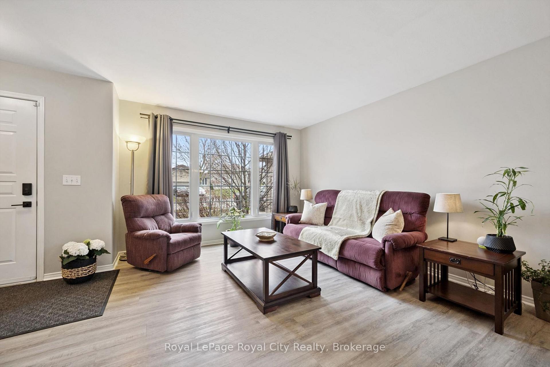 Photo 2 of 119 Meadowridge Drive, St. Marys — HOMEH