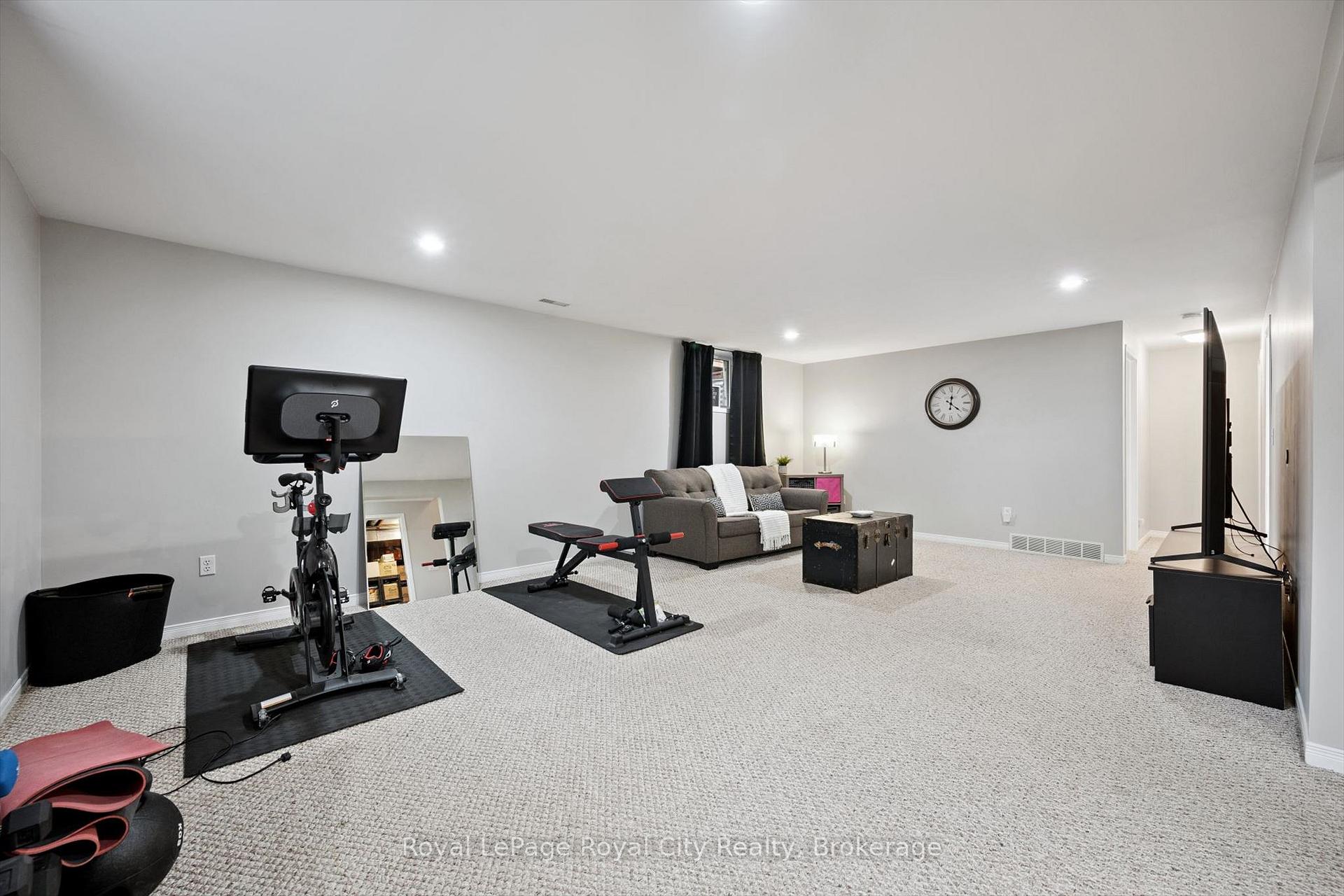 Photo 20 of 119 Meadowridge Drive, St. Marys — HOMEH