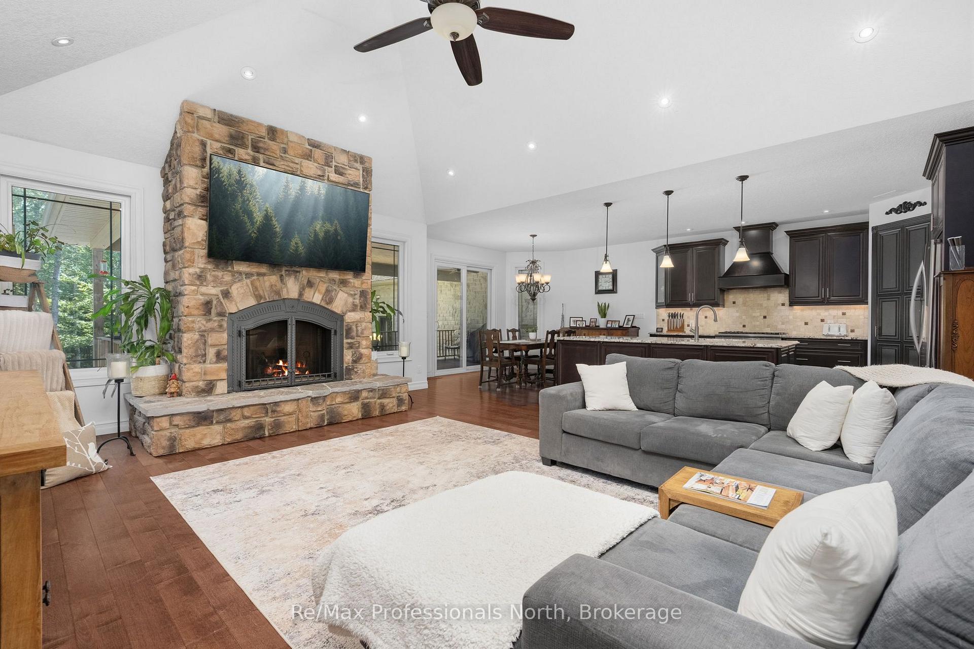 Photo 6 of 2452 Doe Lake Road, Gravenhurst, Ryde — HOMEH