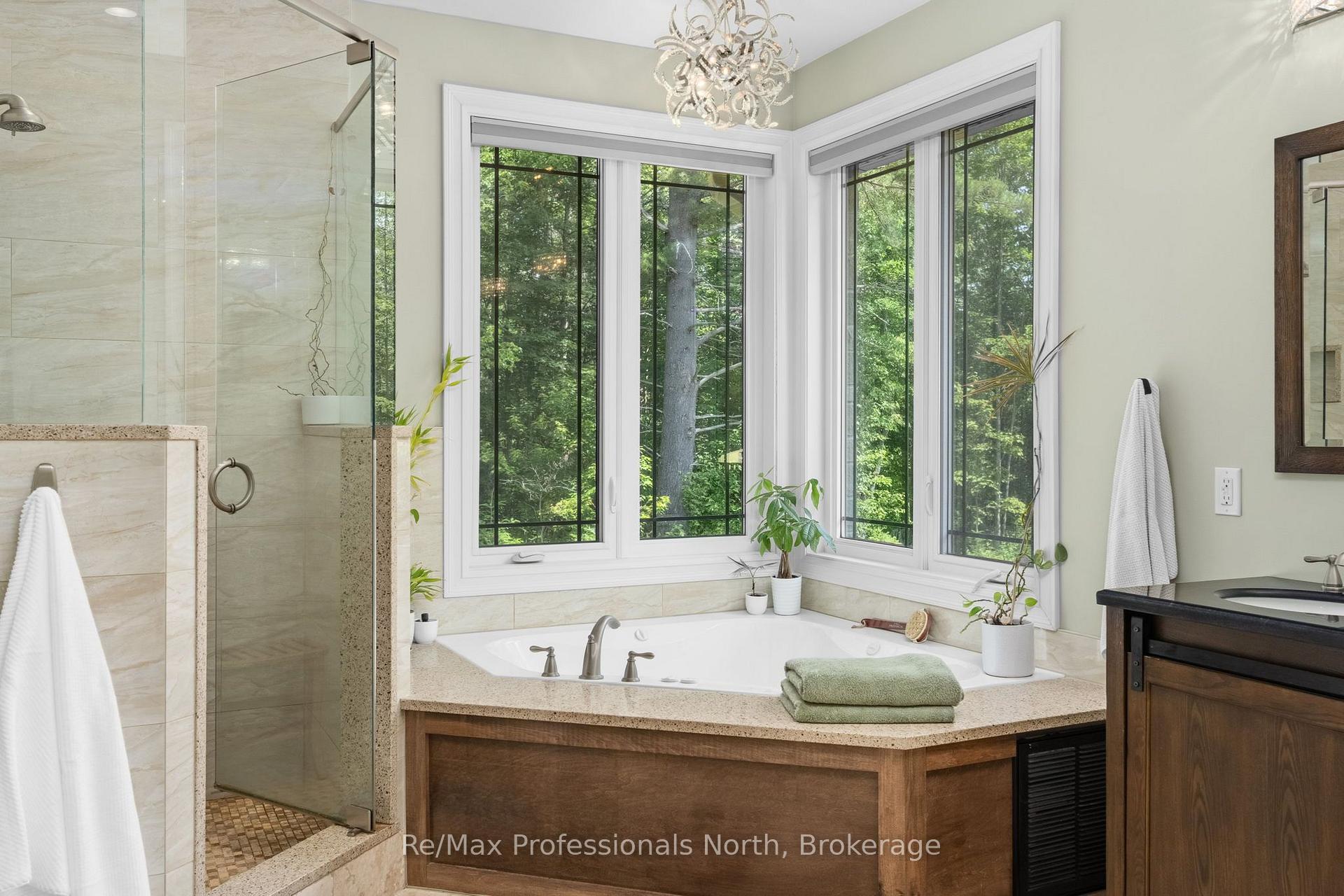 Photo 18 of 2452 Doe Lake Road, Gravenhurst, Ryde — HOMEH