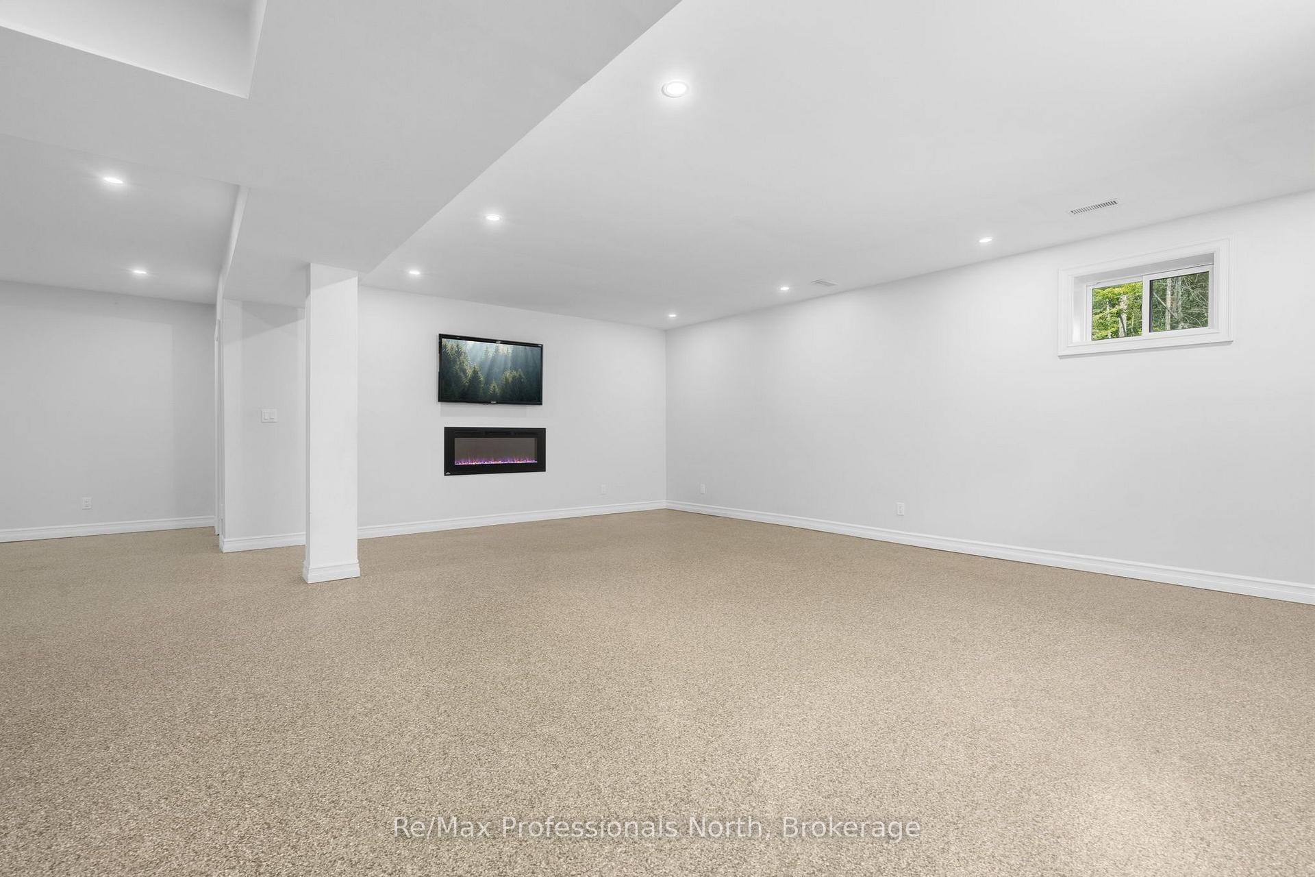Photo 27 of 2452 Doe Lake Road, Gravenhurst, Ryde — HOMEH