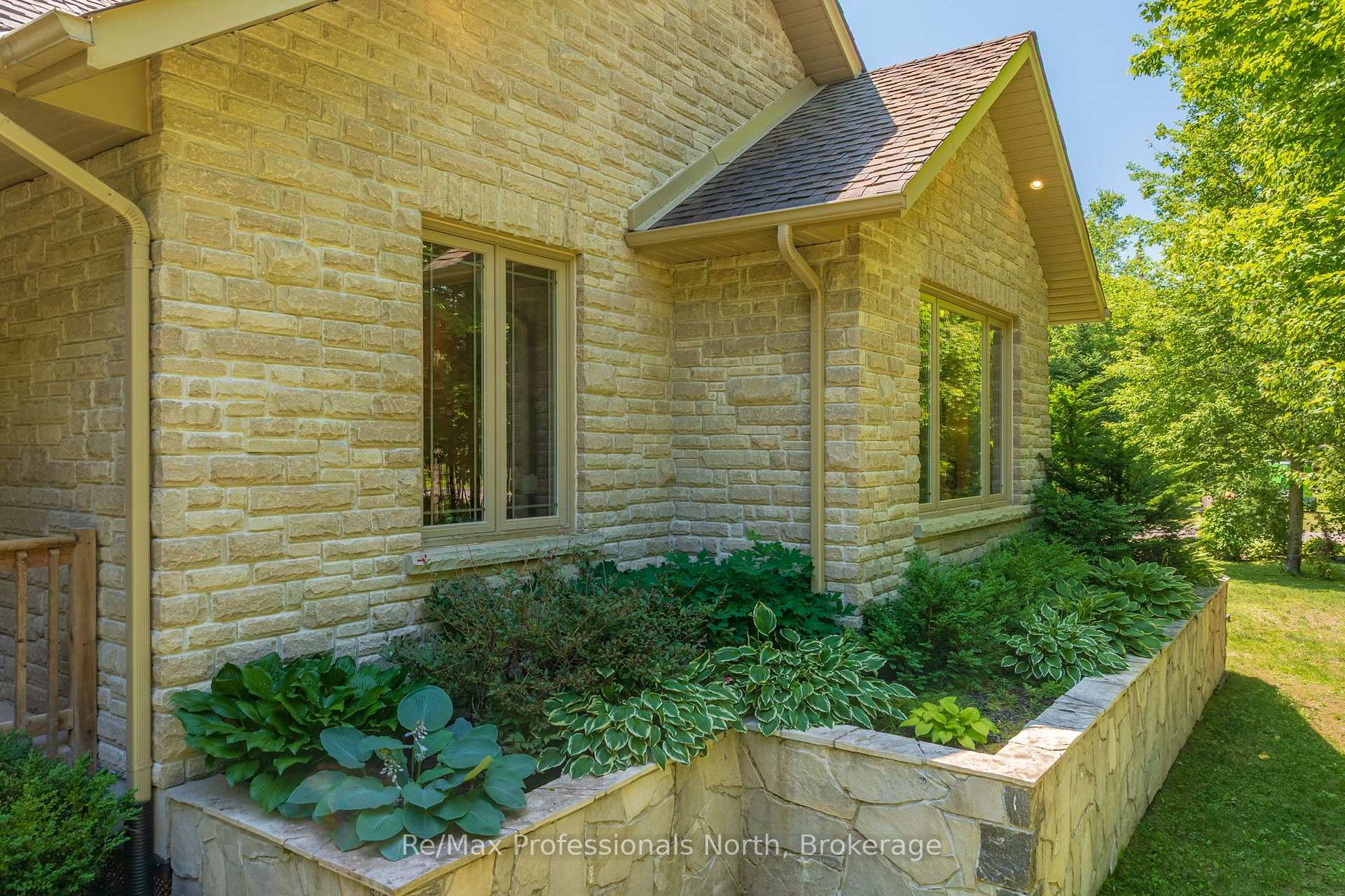 Photo 34 of 2452 Doe Lake Road, Gravenhurst, Ryde — HOMEH