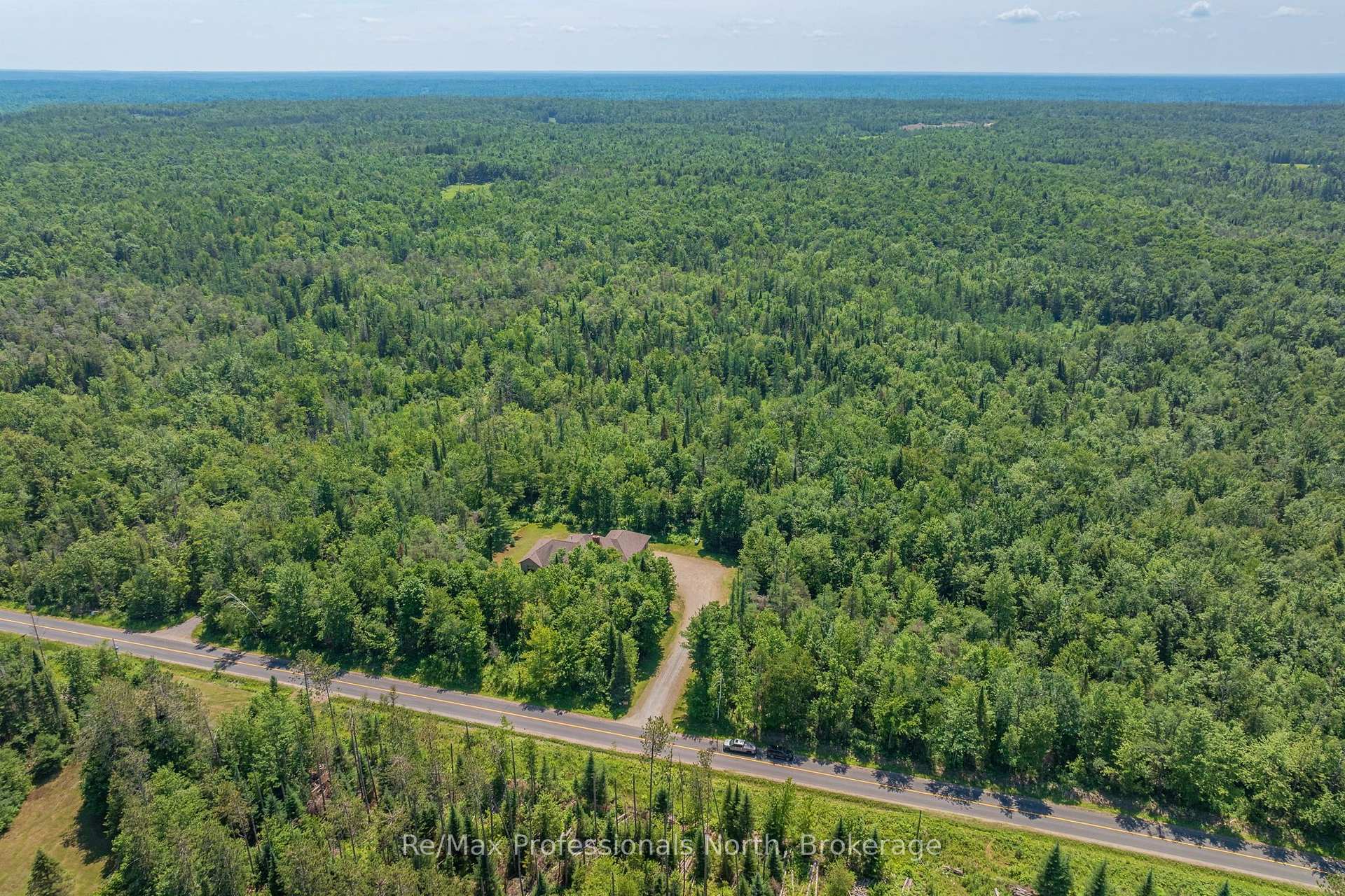 Photo 45 of 2452 Doe Lake Road, Gravenhurst, Ryde — HOMEH
