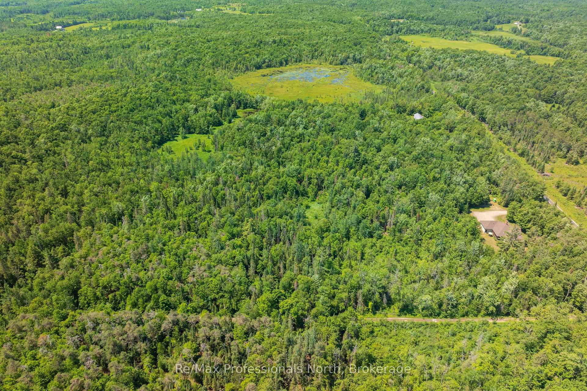 Photo 46 of 2452 Doe Lake Road, Gravenhurst, Ryde — HOMEH