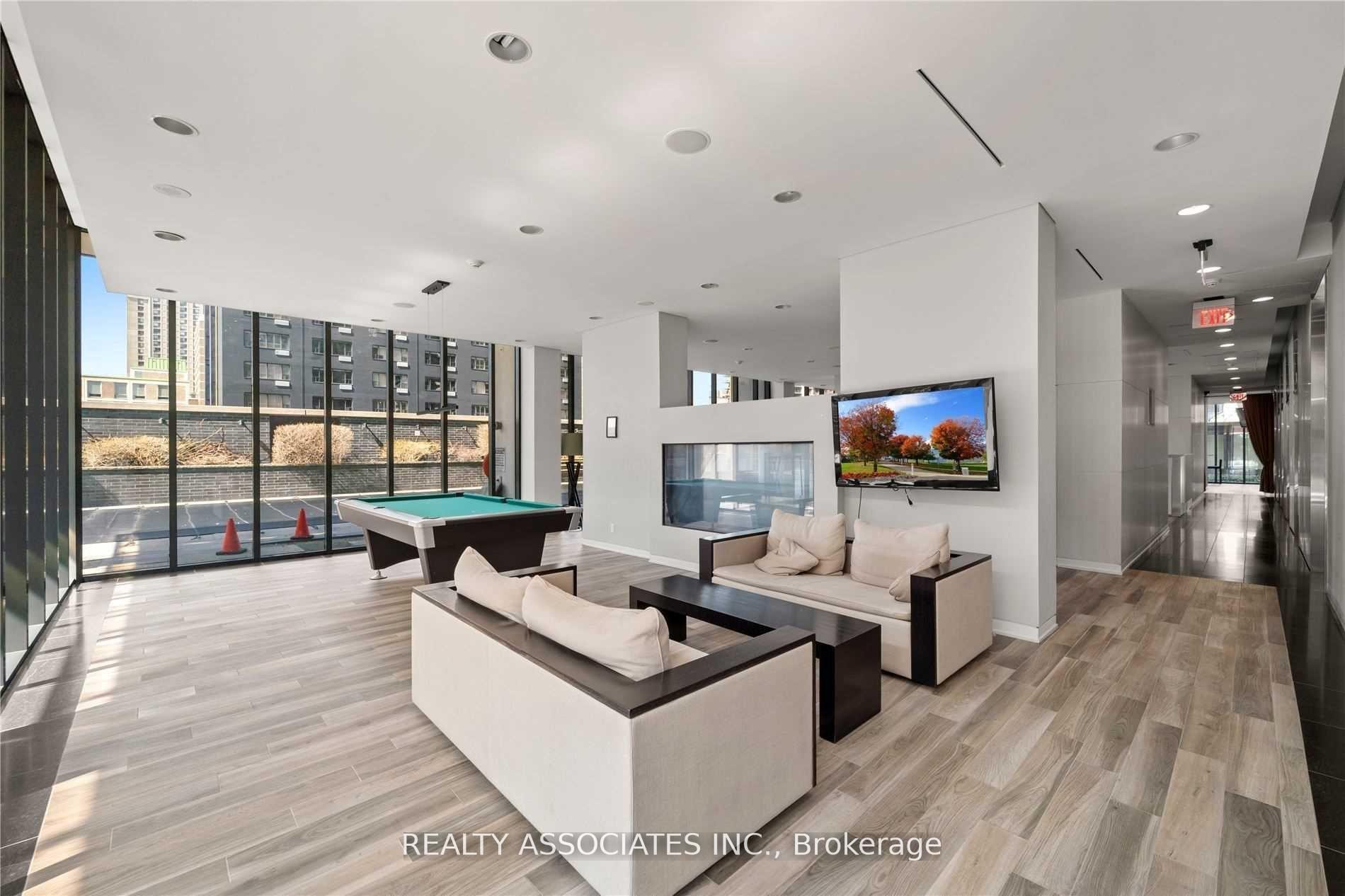 Photo 11 of Unit 2210, 33 Charles Street E, Toronto, Church-Yonge Corridor — HOMEH