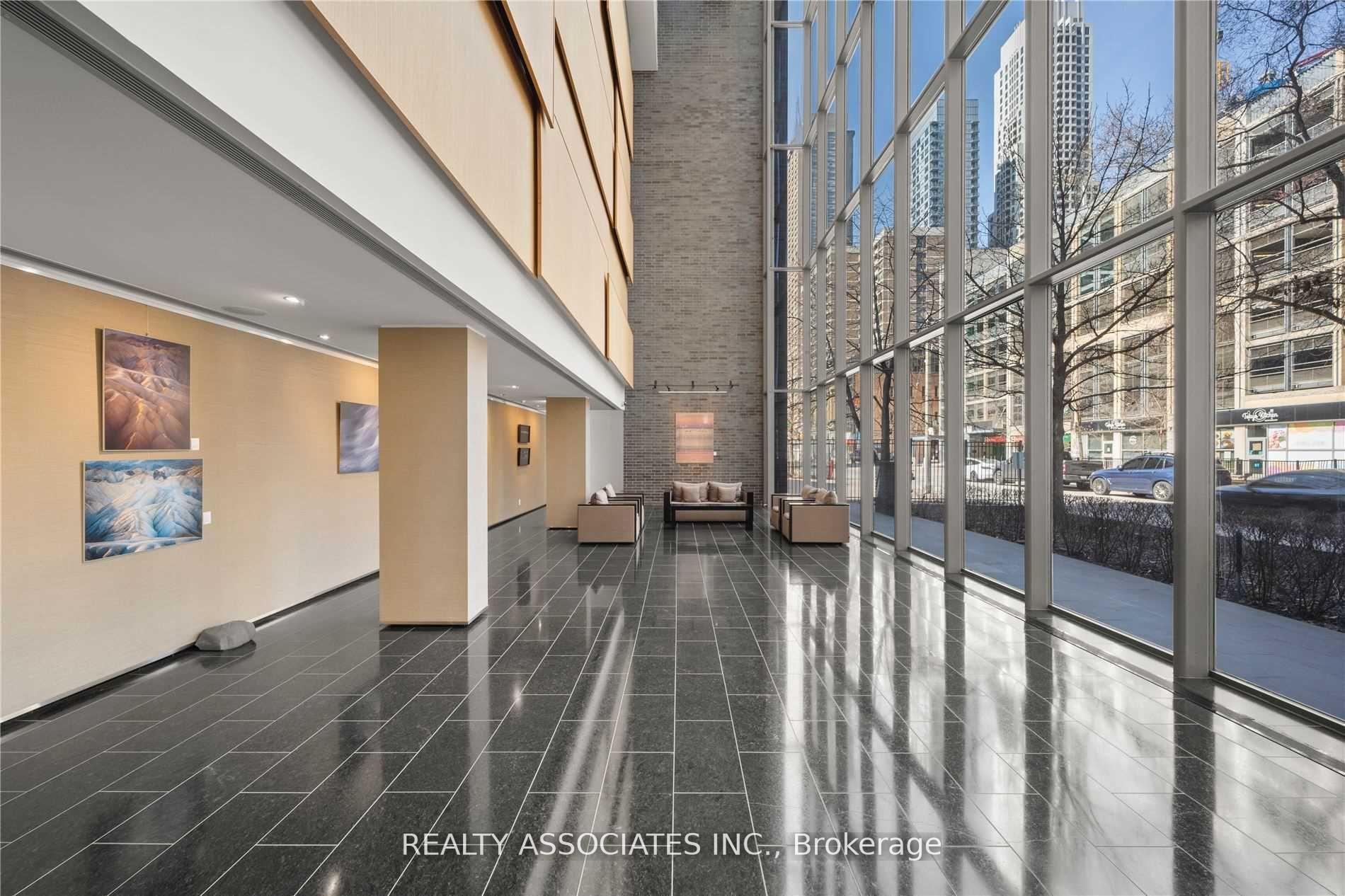 Photo 12 of Unit 2210, 33 Charles Street E, Toronto, Church-Yonge Corridor — HOMEH