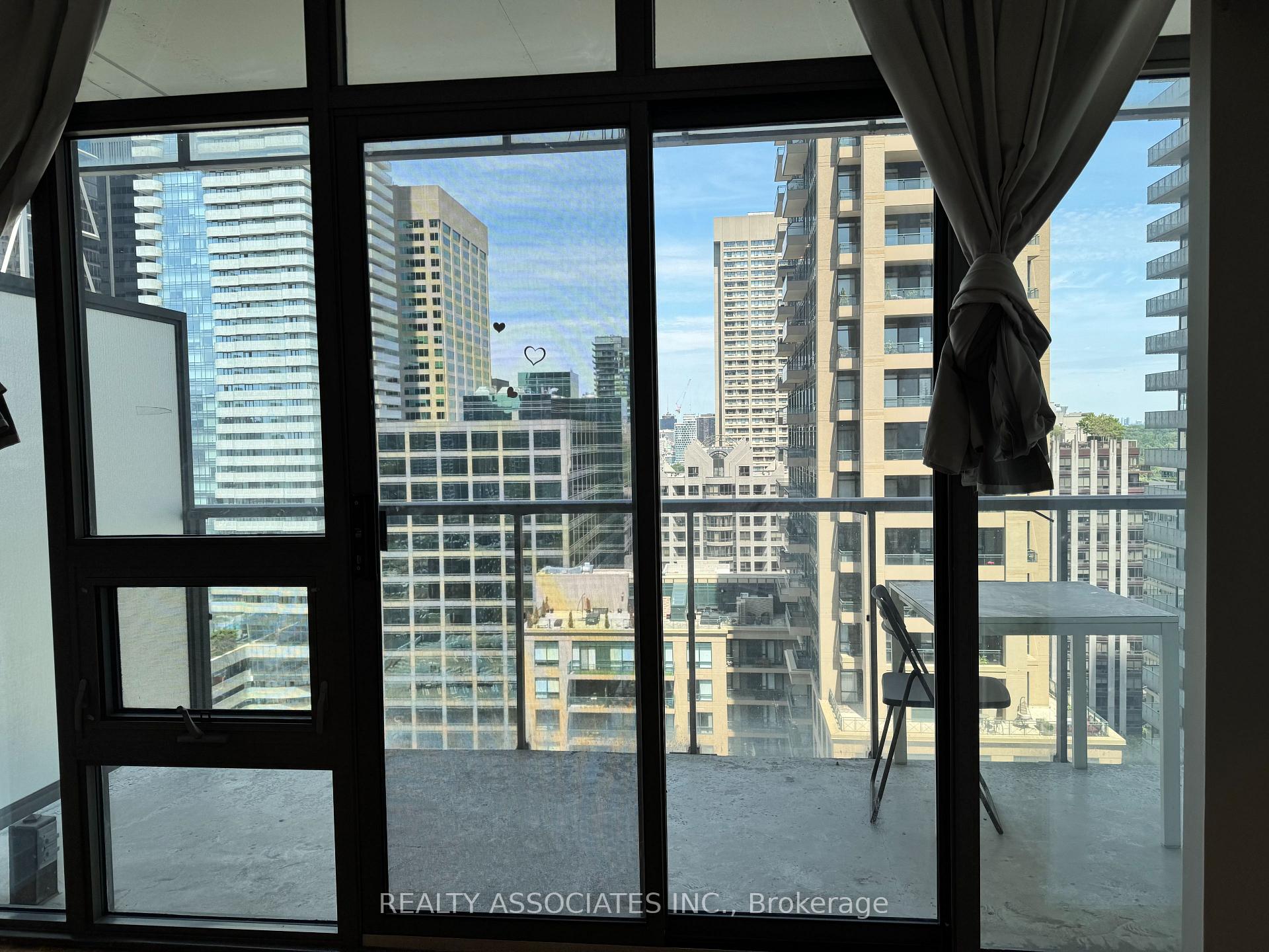 Photo 17 of Unit 2210, 33 Charles Street E, Toronto, Church-Yonge Corridor — HOMEH