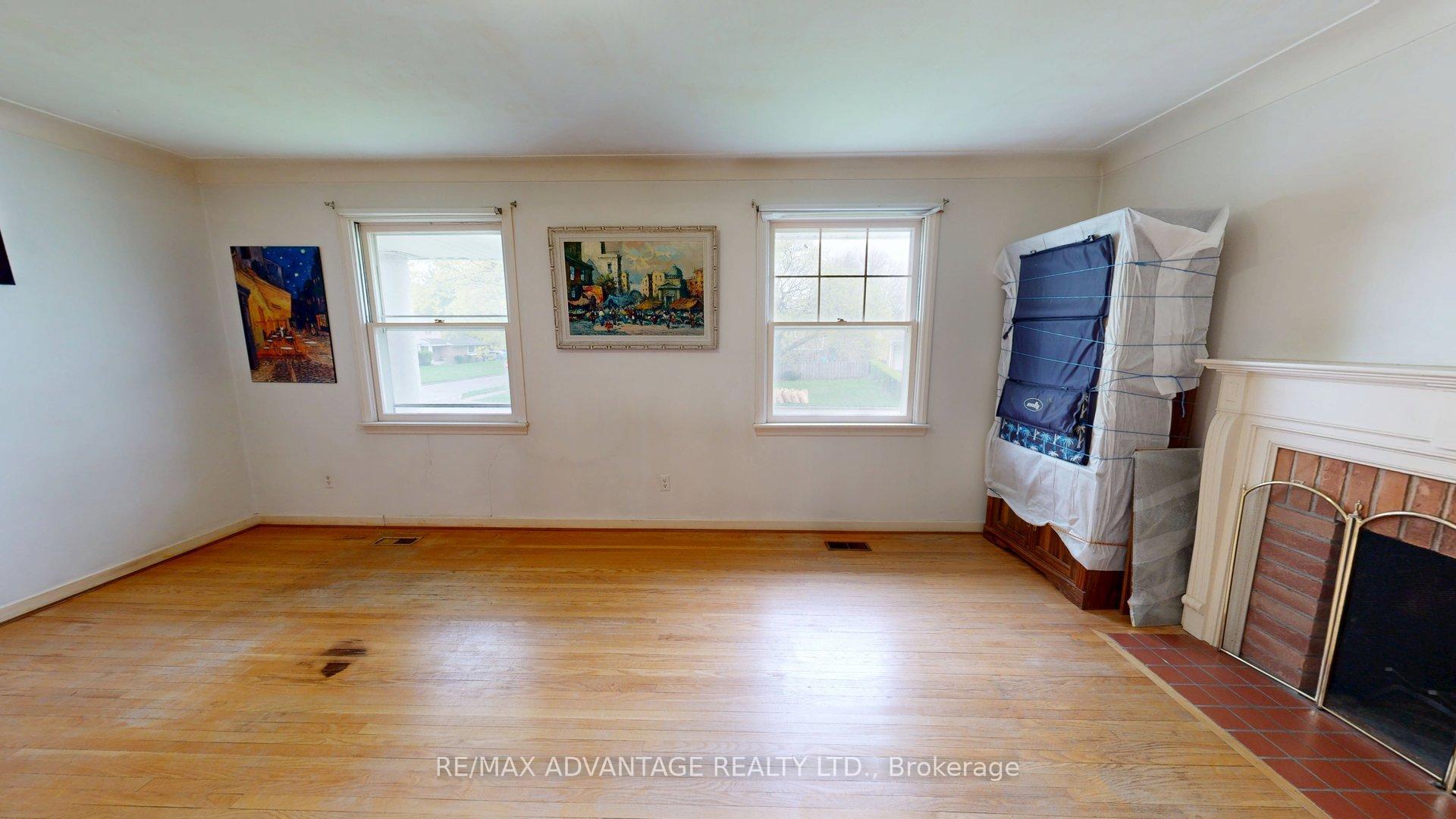 Photo 29 of 485 Chiddington Avenue, London, South R — HOMEH
