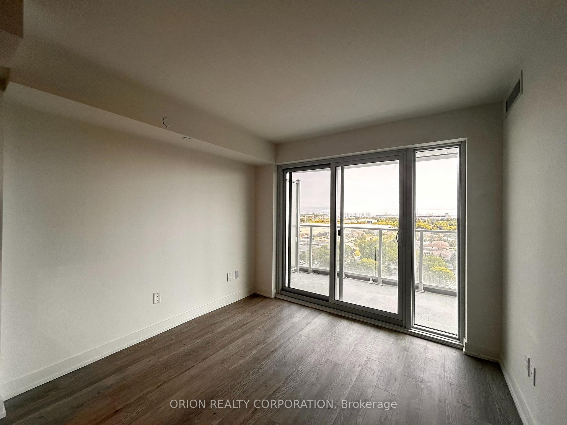 Photo 13 of Unit 1307, 1010 Sandy Beach Road, Pickering, Bay Ridges — HOMEH