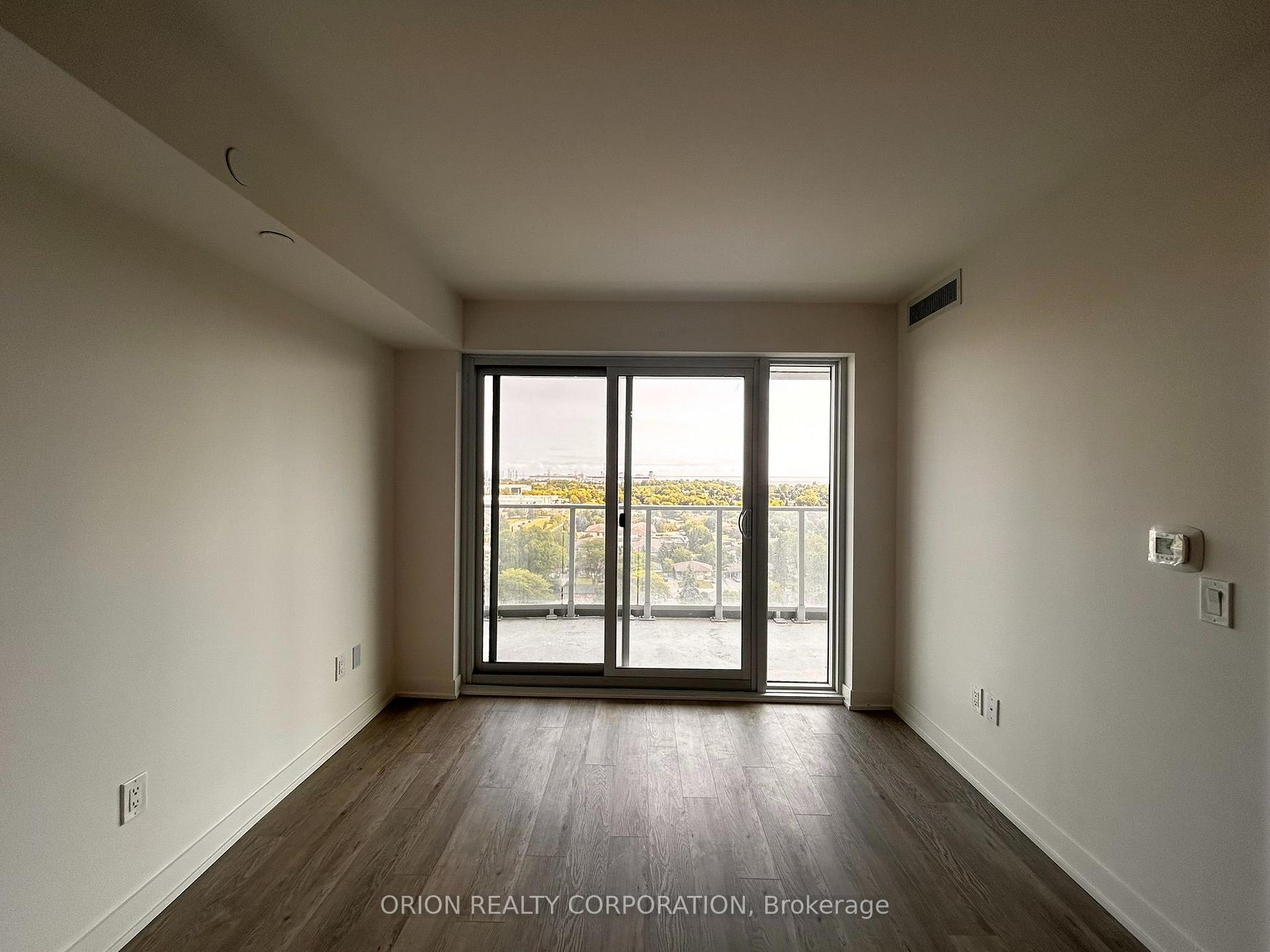 Photo 14 of Unit 1307, 1010 Sandy Beach Road, Pickering, Bay Ridges — HOMEH