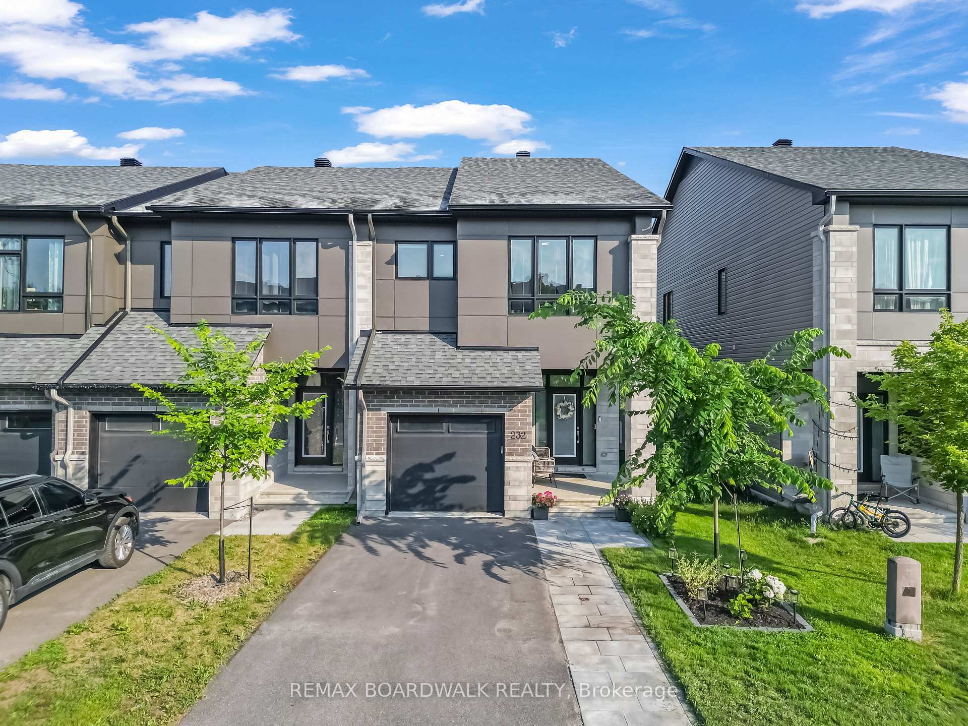 Photo of 232 Bristol Crescent