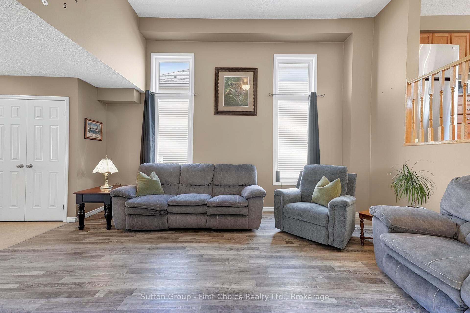 Photo 12 of 670 Reid Crescent, North Perth, Listowel — HOMEH