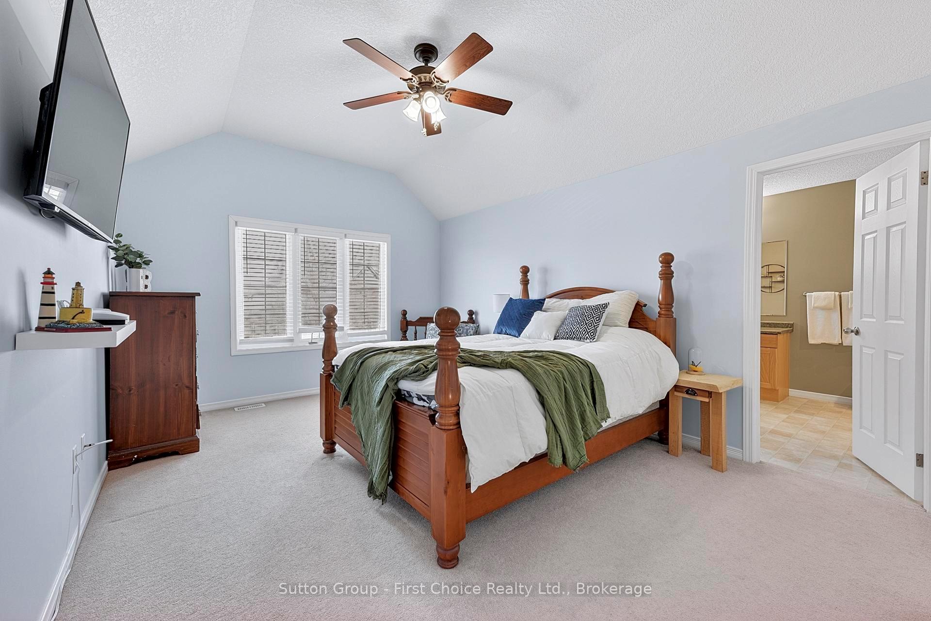 Photo 19 of 670 Reid Crescent, North Perth, Listowel — HOMEH