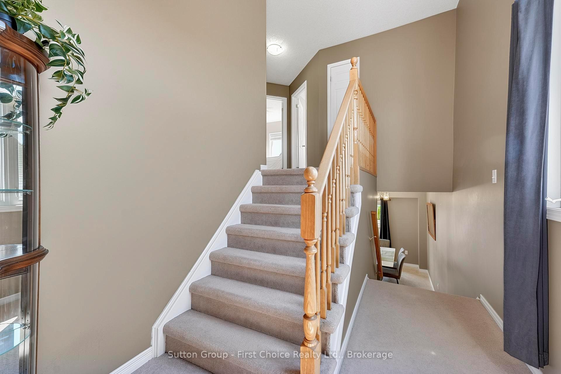 Photo 24 of 670 Reid Crescent, North Perth, Listowel — HOMEH
