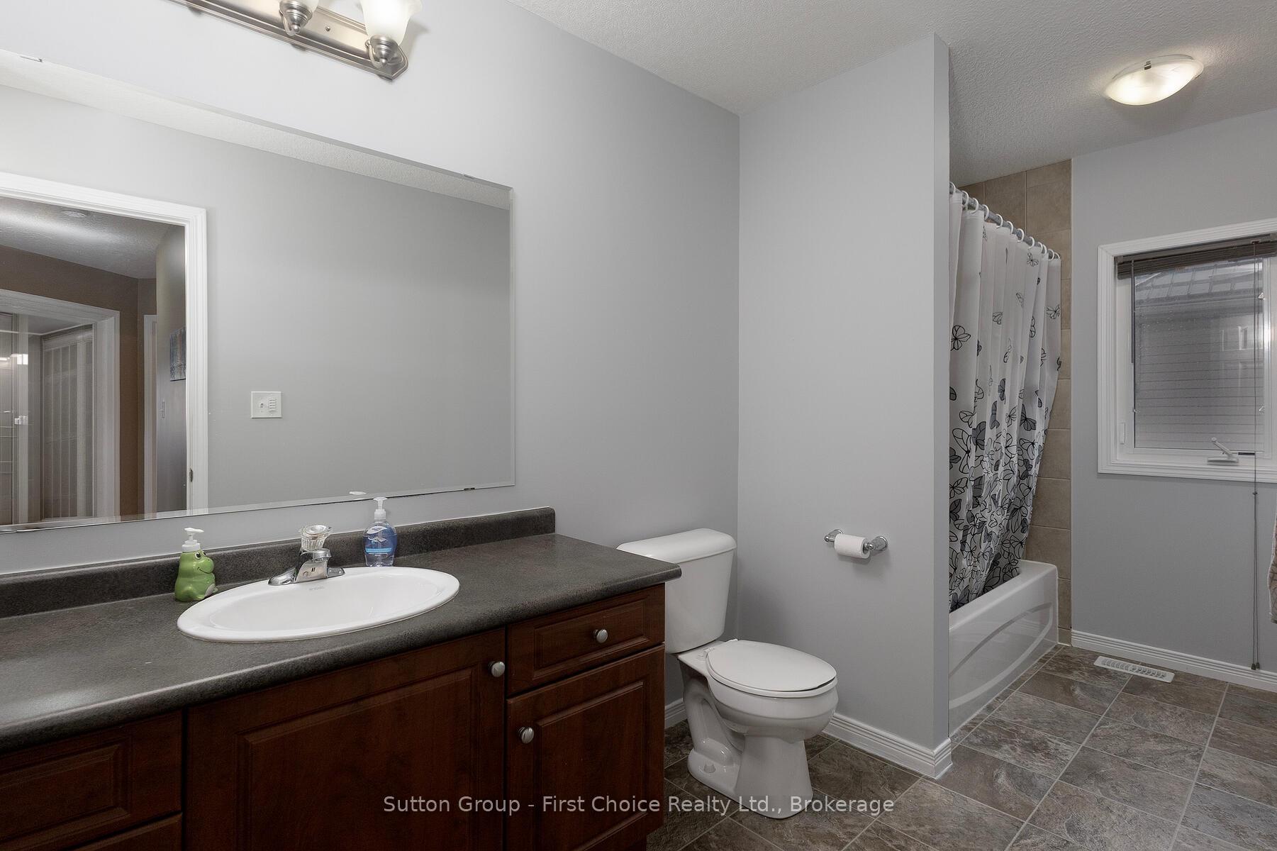 Photo 30 of 670 Reid Crescent, North Perth, Listowel — HOMEH