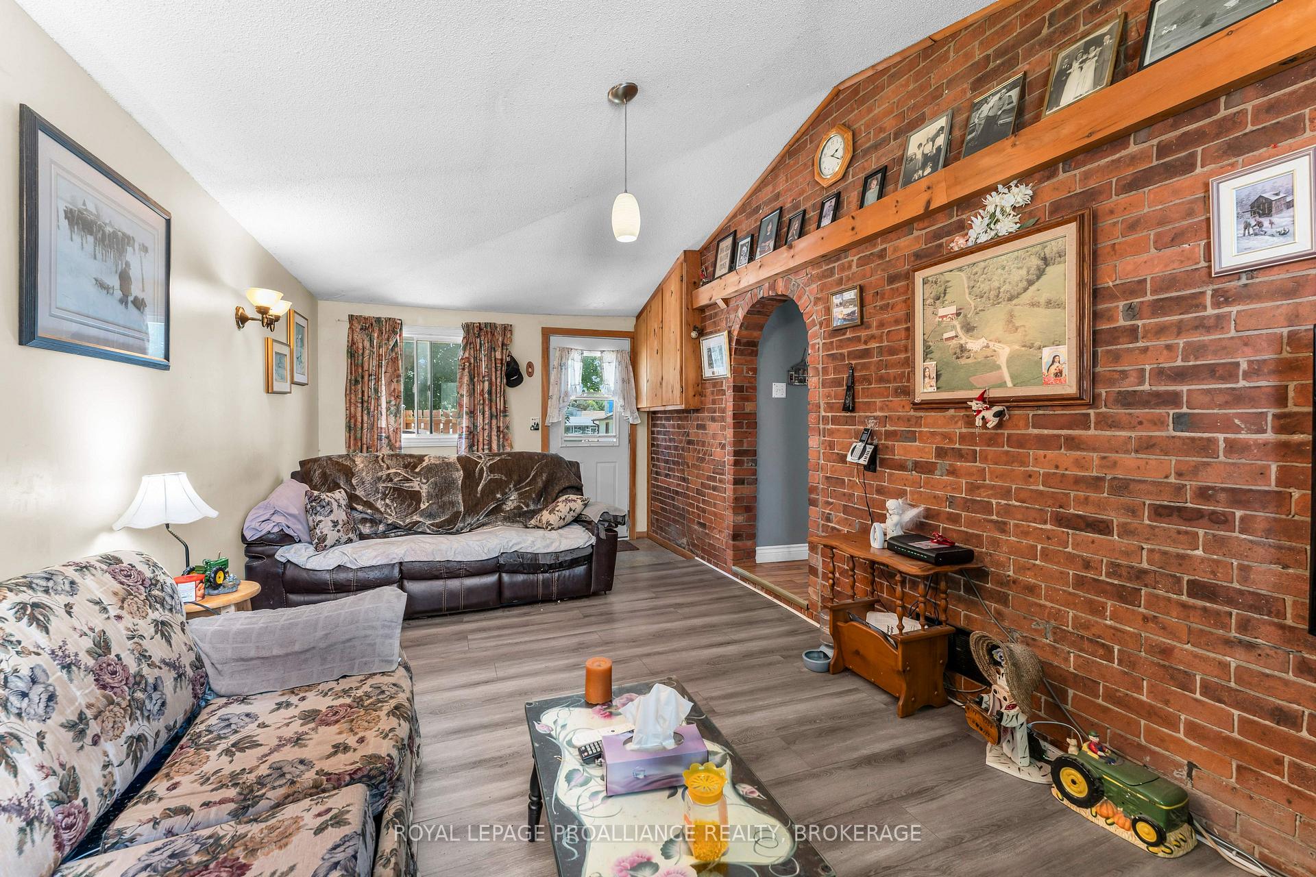 Photo 16 of 465 Garden Street, Gananoque, Gananoque — HOMEH