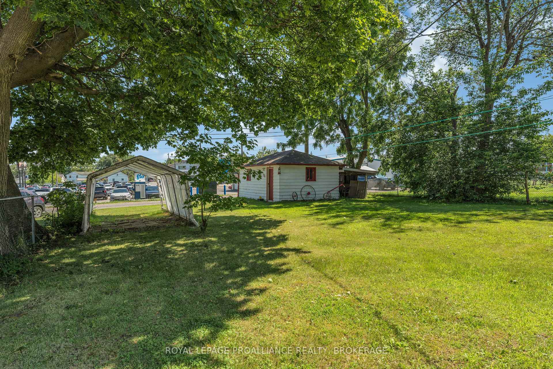 Photo 29 of 465 Garden Street, Gananoque, Gananoque — HOMEH