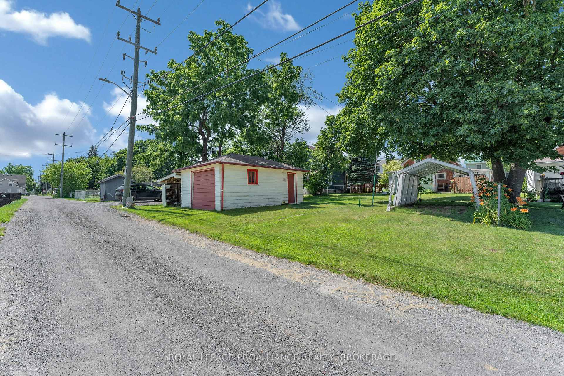 Photo 32 of 465 Garden Street, Gananoque, Gananoque — HOMEH