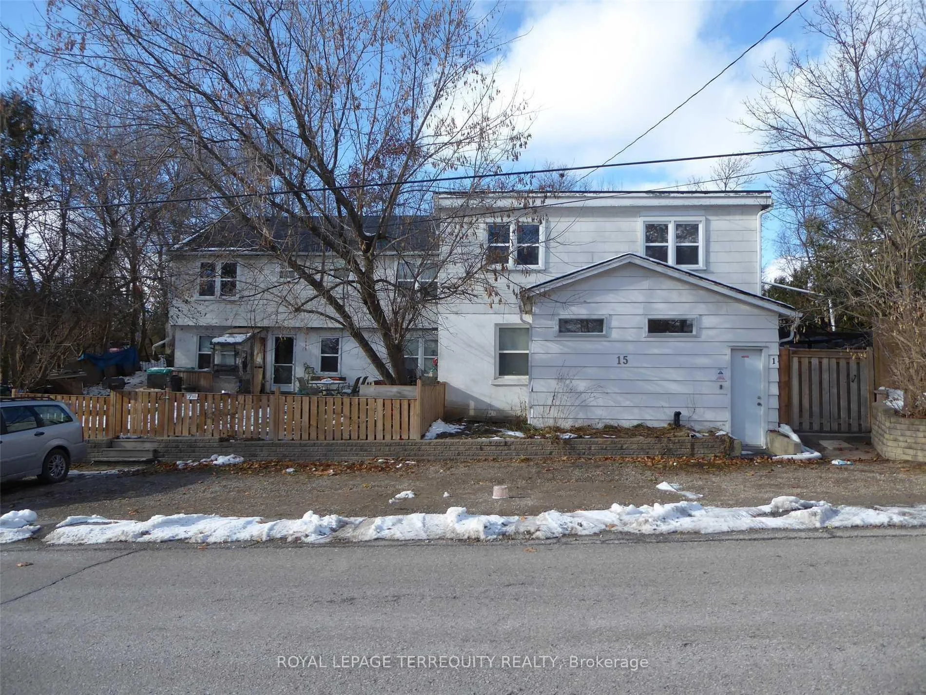 Photo 17 of 15 John Street, Halton Hills, Georgetown — HOMEH