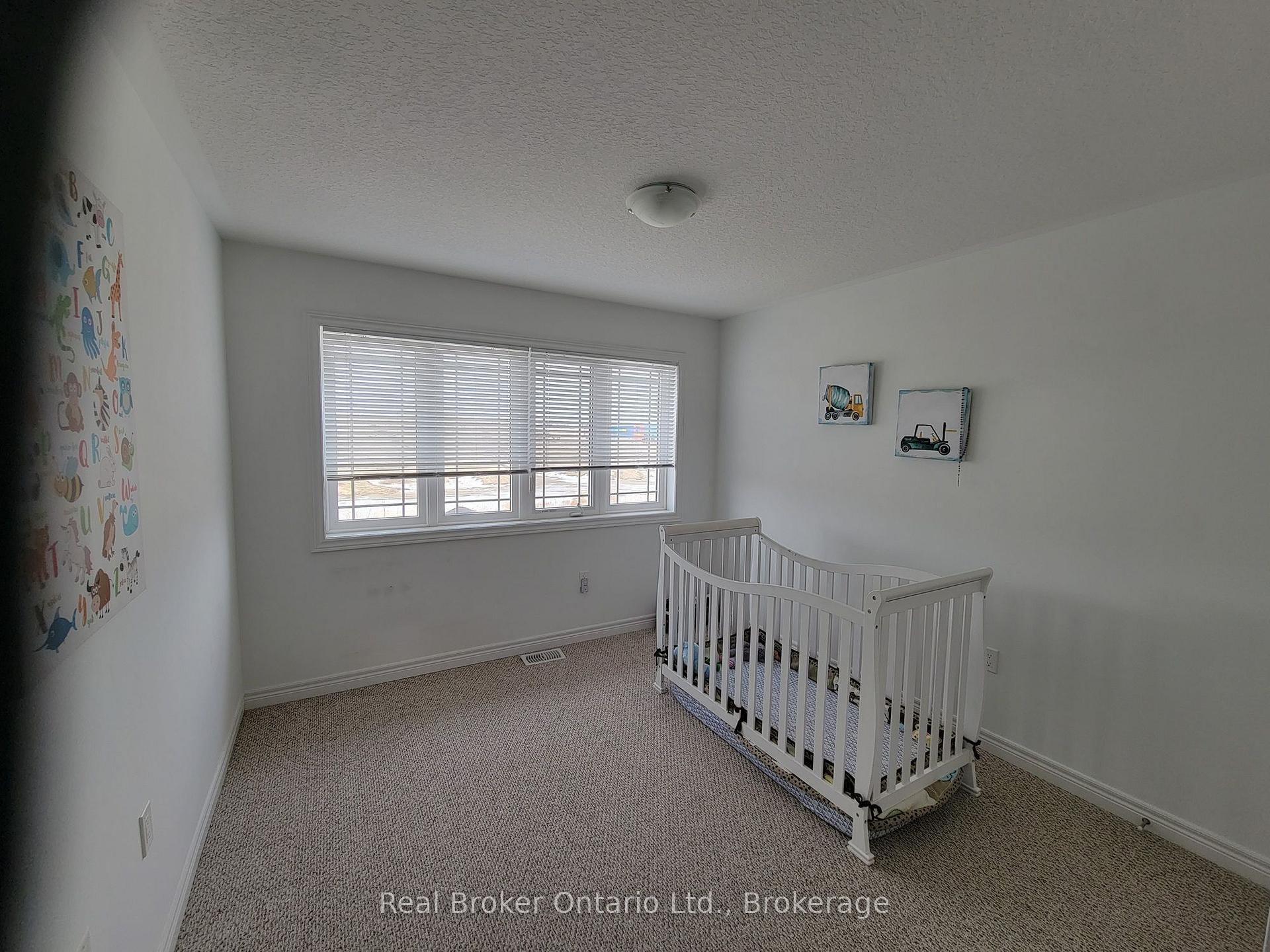 Photo 5 of 204 Dalgleish Trail, Hamilton, Rural Glanbrook — HOMEH