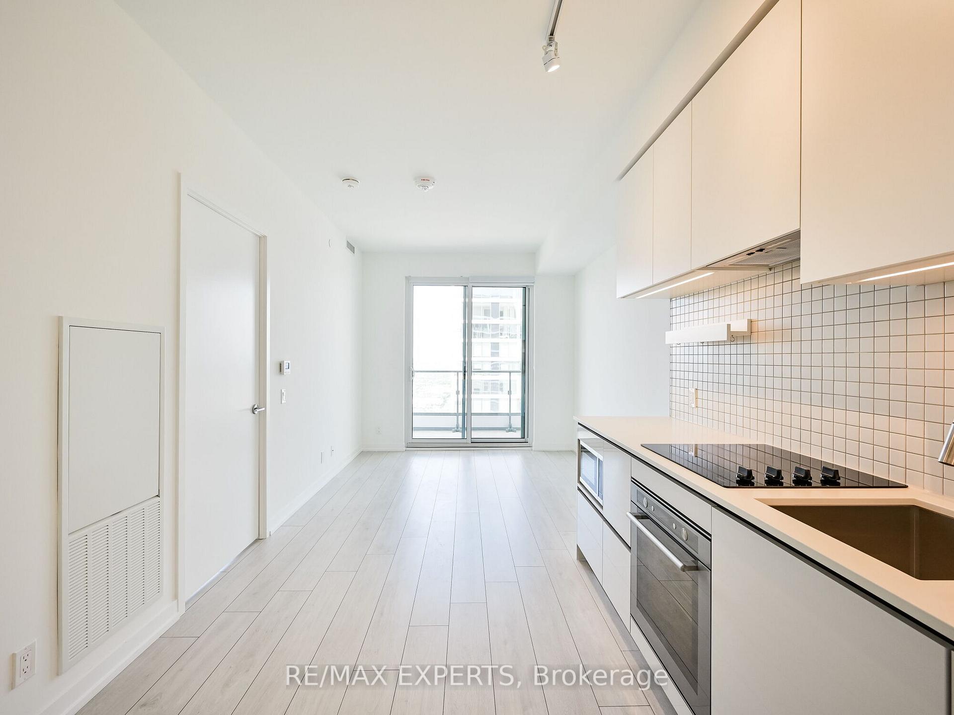 Photo 5 of Unit 5910, 950 Portage Parkway, Vaughan, Vaughan Corporate Centre — HOMEH