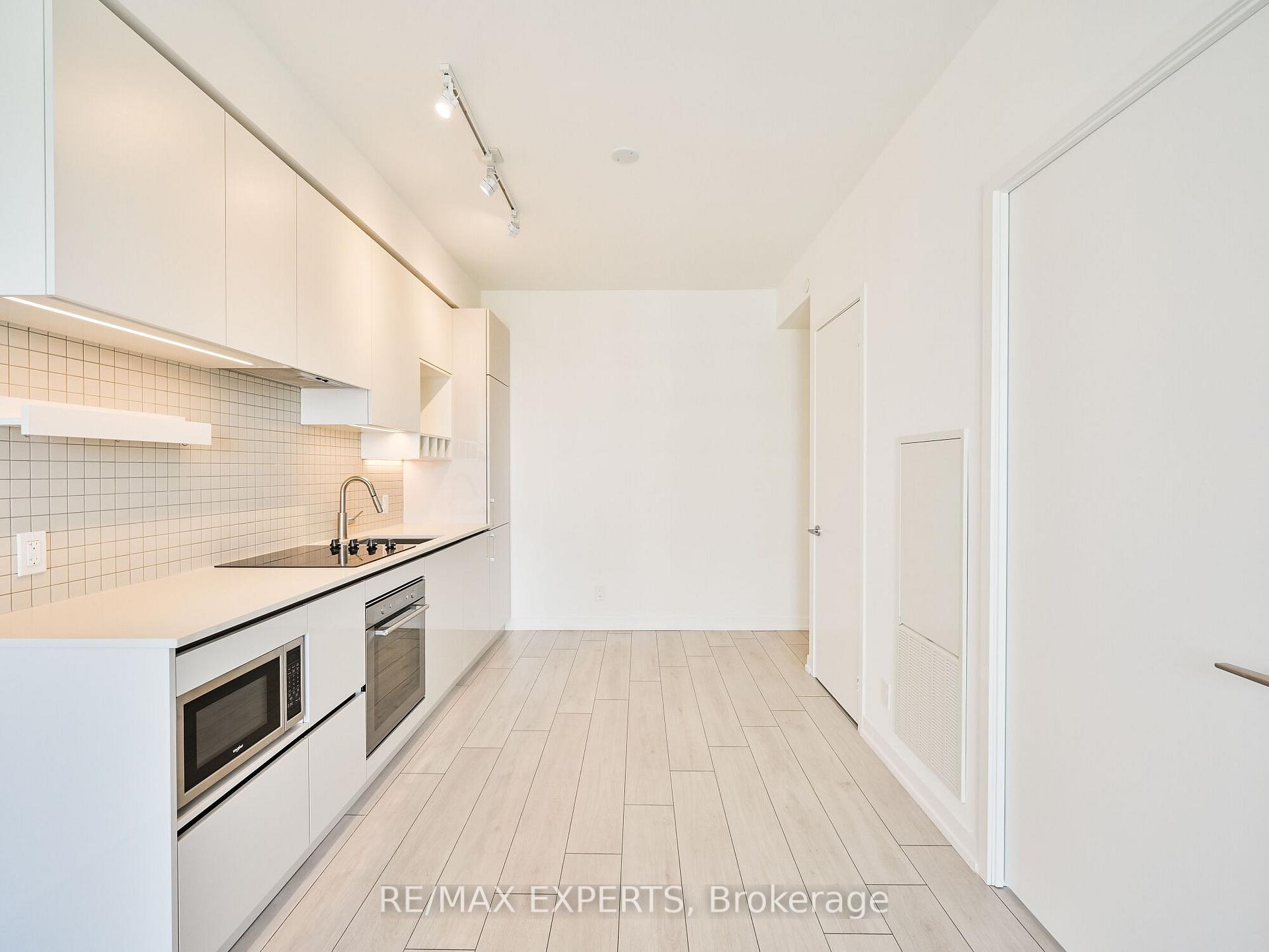 Photo 8 of Unit 5910, 950 Portage Parkway, Vaughan, Vaughan Corporate Centre — HOMEH