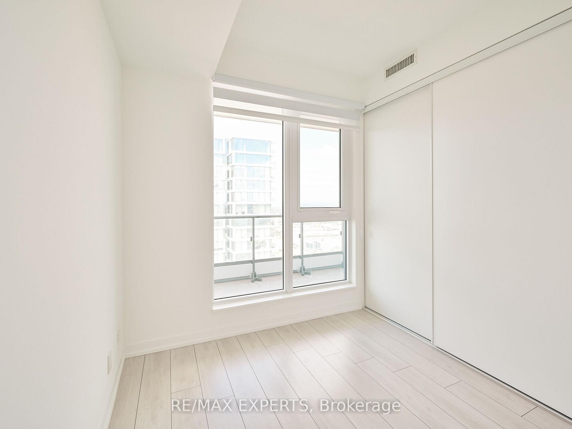 Photo 10 of Unit 5910, 950 Portage Parkway, Vaughan, Vaughan Corporate Centre — HOMEH