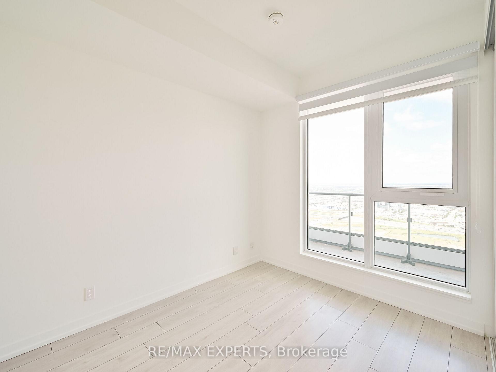 Photo 11 of Unit 5910, 950 Portage Parkway, Vaughan, Vaughan Corporate Centre — HOMEH