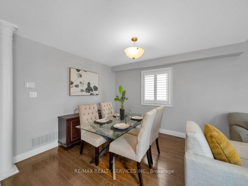 Photo 9 of 122 Dells Crescent, Brampton, Fletcher's Meadow — HOMEH
