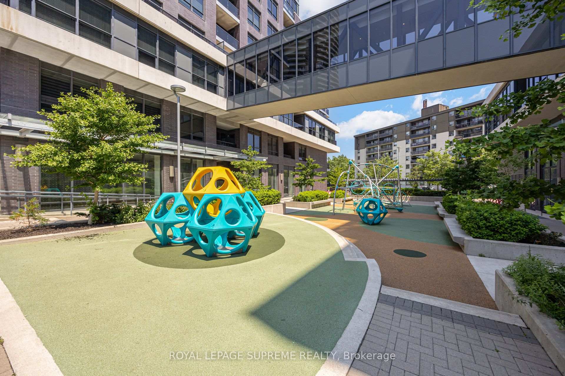 Photo 39 of Unit 414, 10 Gibbs Road, Etobicoke, Islington-City Centre West — HOMEH