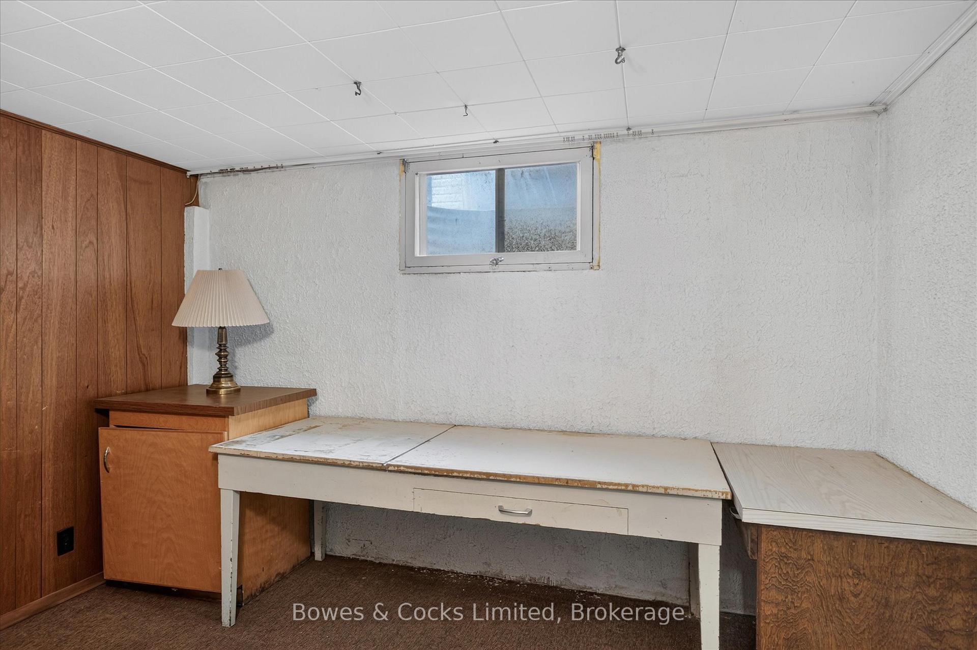 Photo 33 of 1228 Bathurst Street, Peterborough, Northcrest Ward 5 — HOMEH