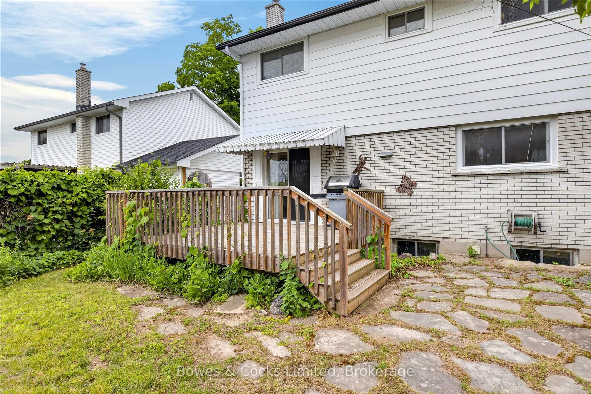 Photo 40 of 1228 Bathurst Street, Peterborough, Northcrest Ward 5 — HOMEH