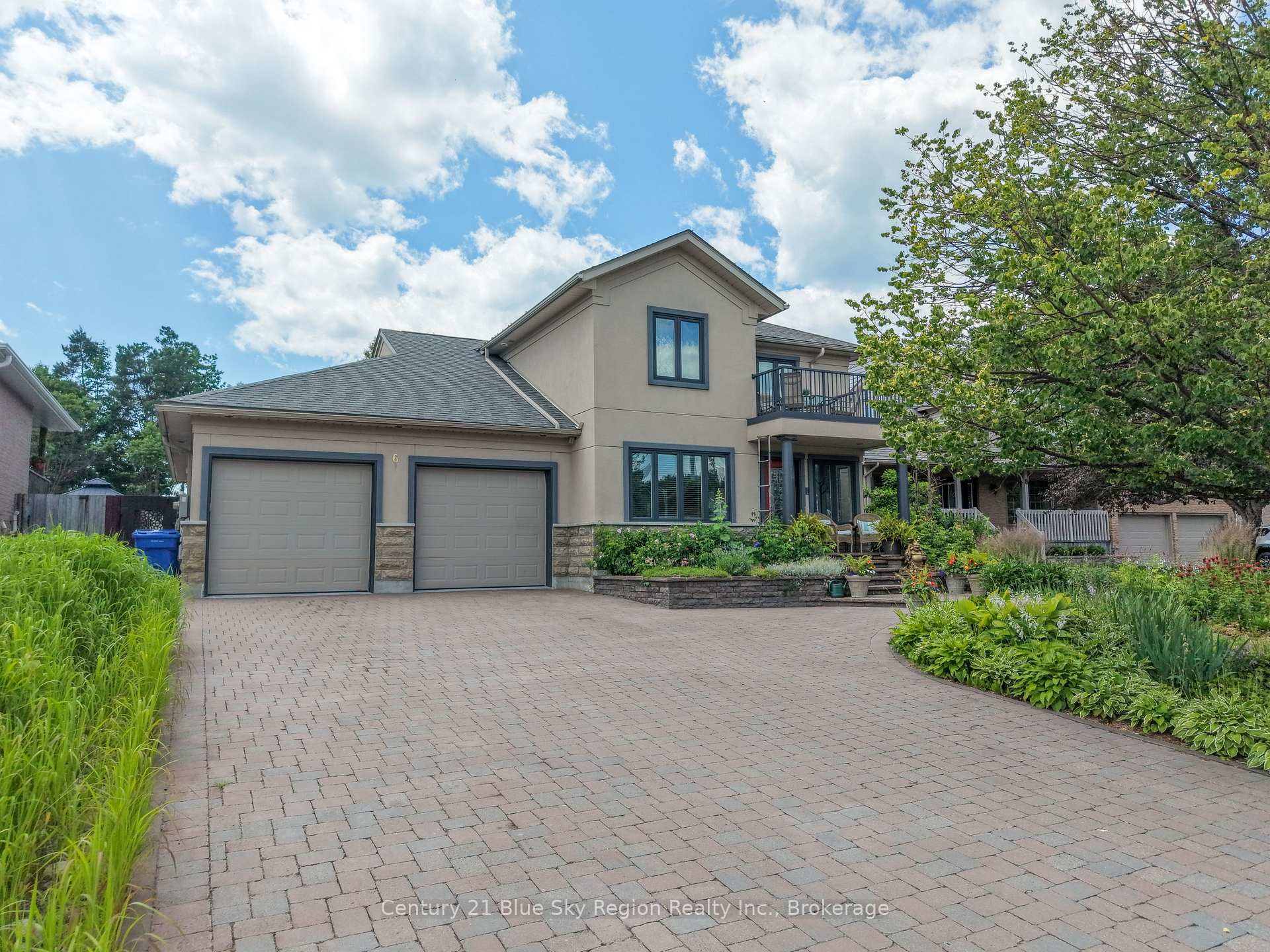 Photo 2 of 6 Melissa Crescent, North Bay, Airport — HOMEH