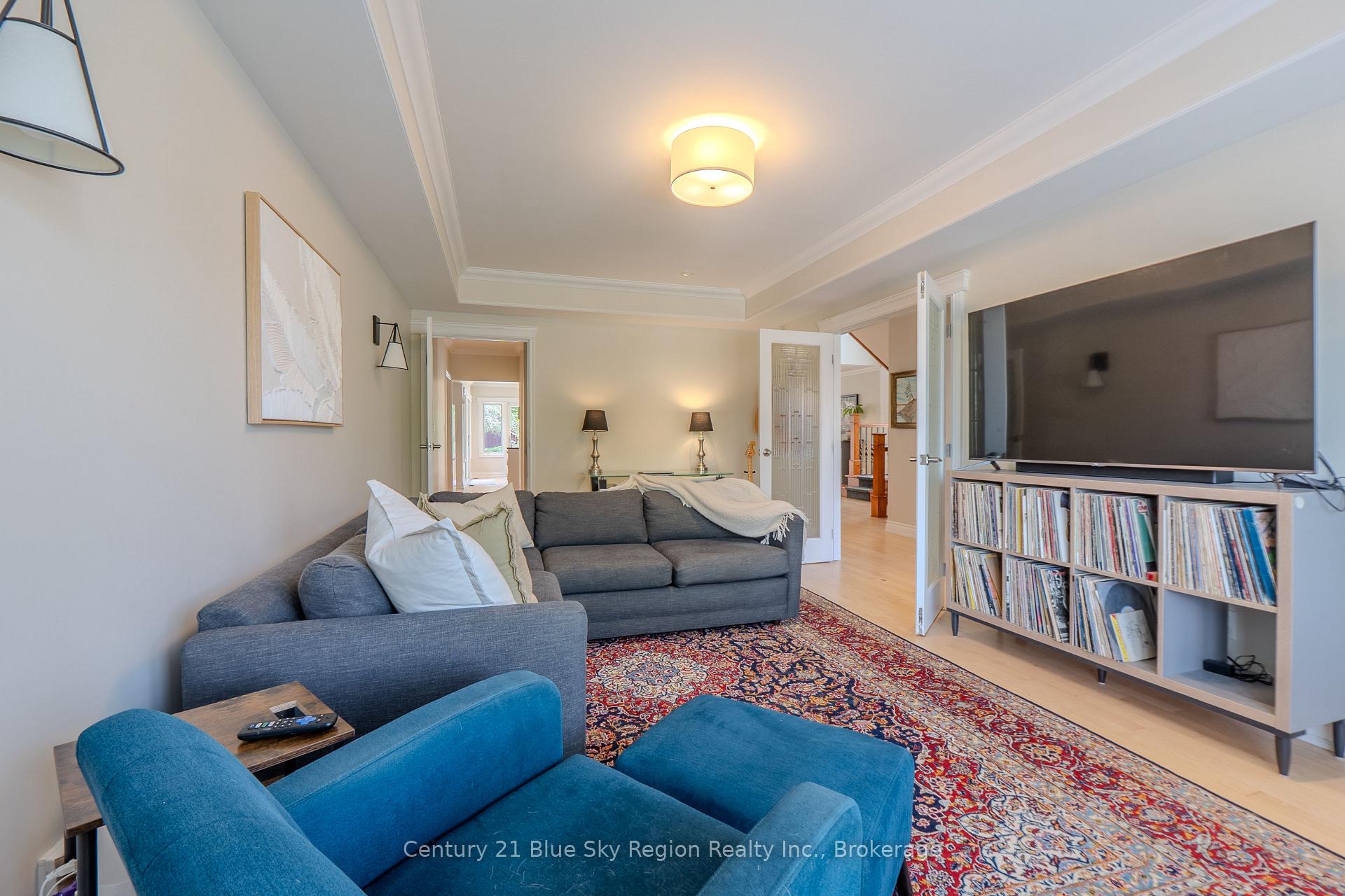 Photo 8 of 6 Melissa Crescent, North Bay, Airport — HOMEH
