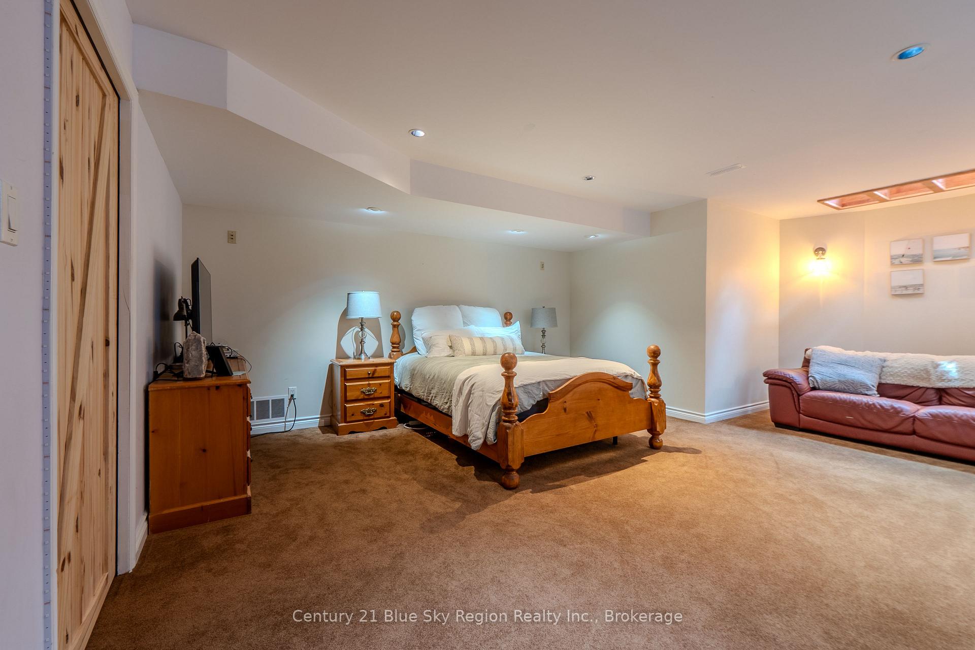 Photo 33 of 6 Melissa Crescent, North Bay, Airport — HOMEH