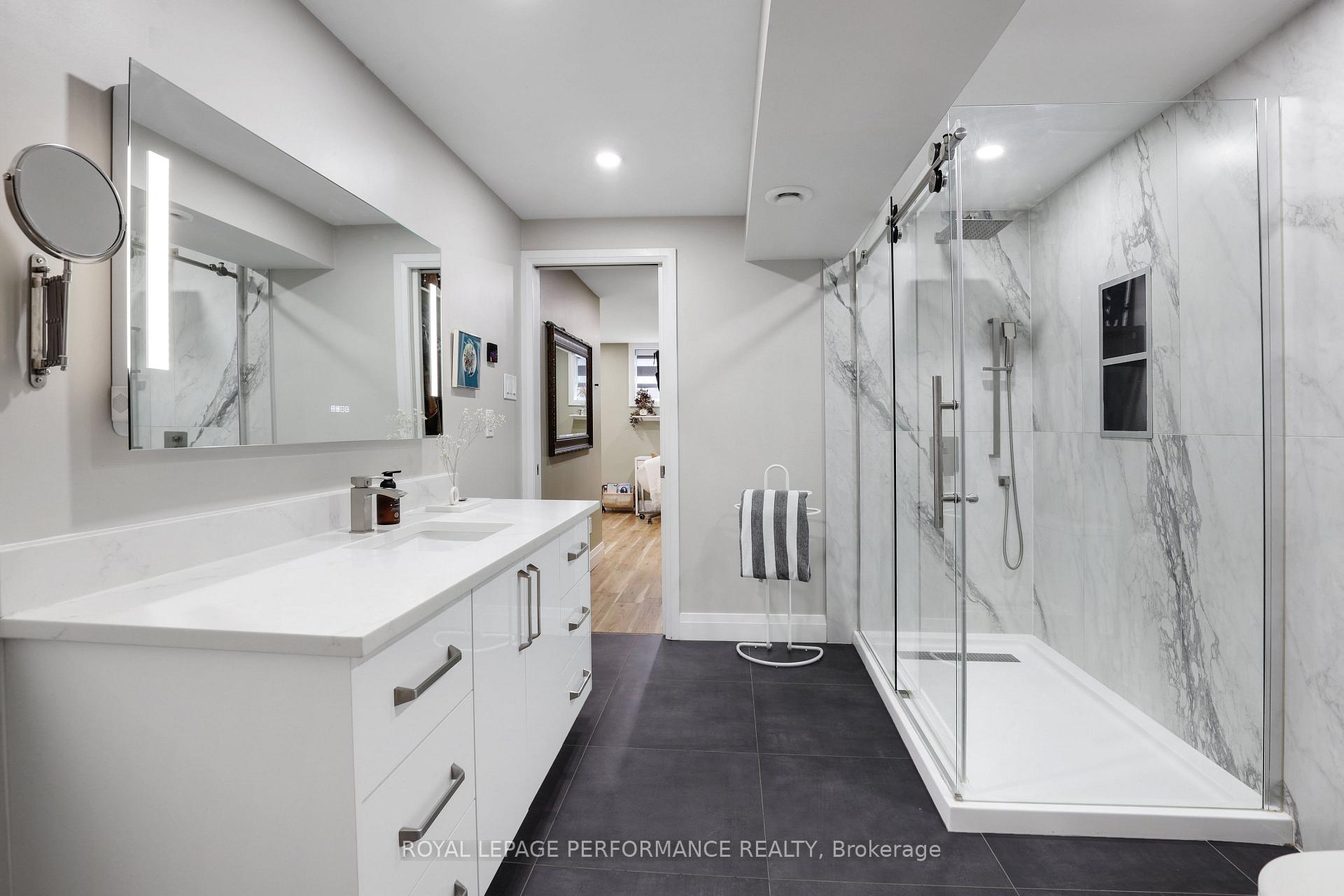 Photo 23 of 910 Sandy Forest Place, Ottawa, Riverside South/Gloucester Glen — HOMEH