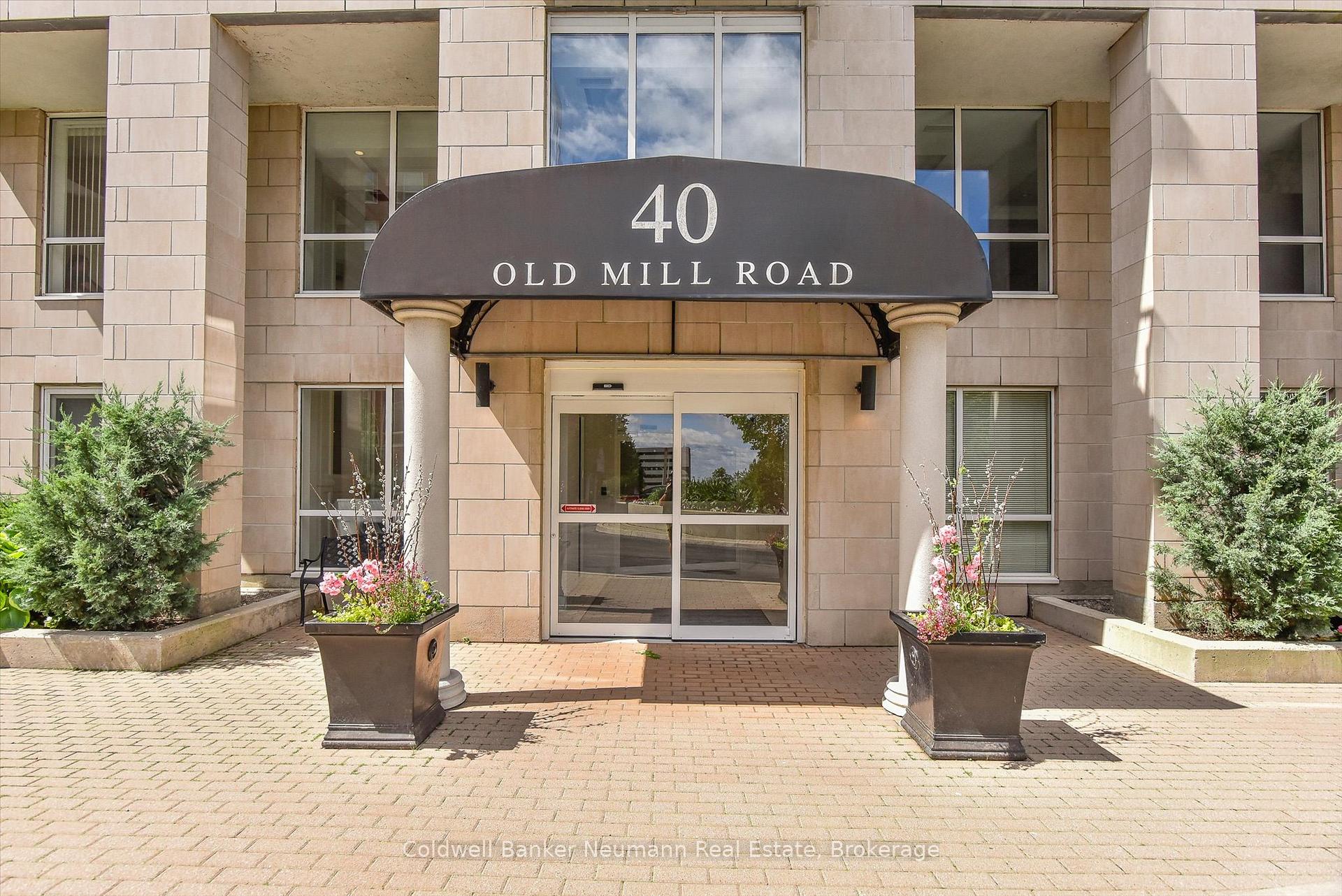 Photo 3 of Unit 804, 40 Old Mill Road, Oakville, Old Oakville — HOMEH