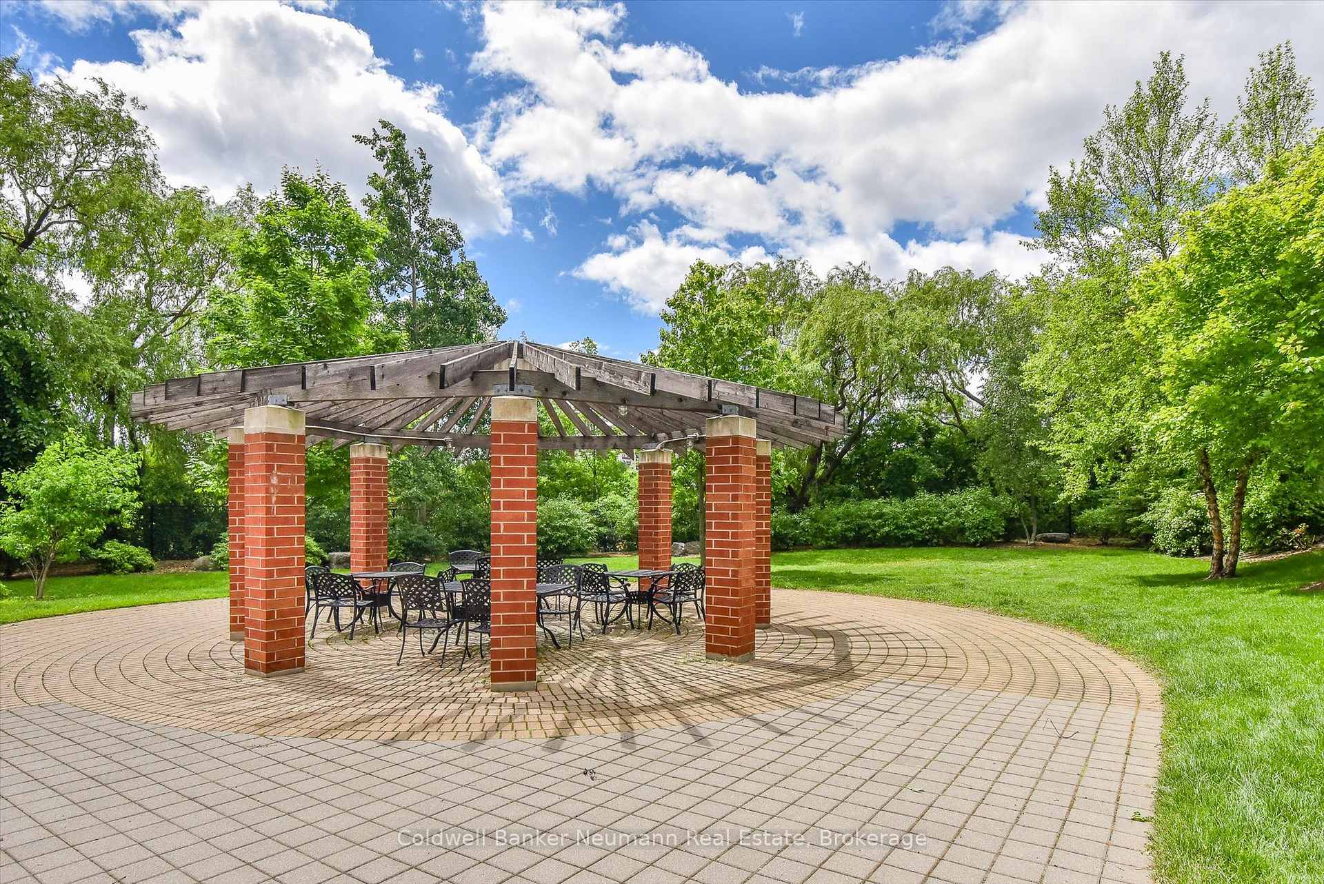 Photo 27 of Unit 804, 40 Old Mill Road, Oakville, Old Oakville — HOMEH