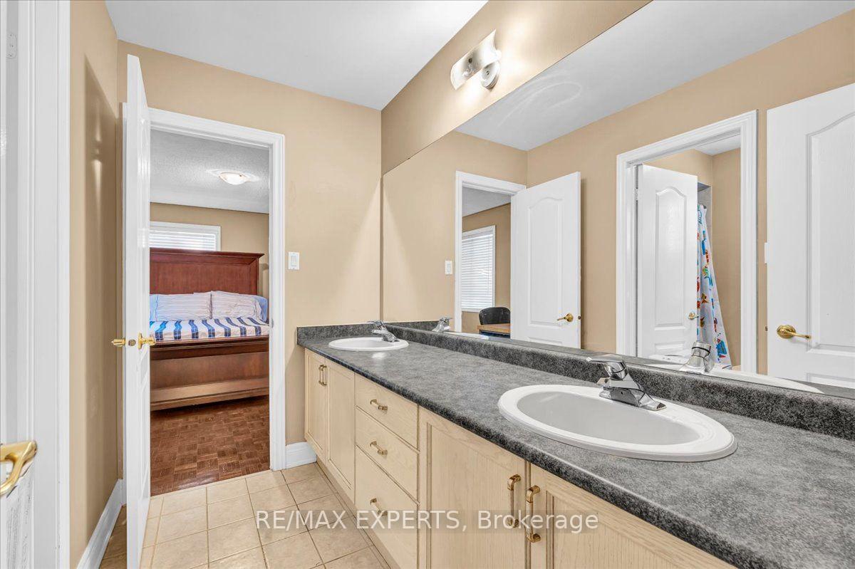 Photo 30 of 110 Velmar Drive, Vaughan, East Woodbridge — HOMEH