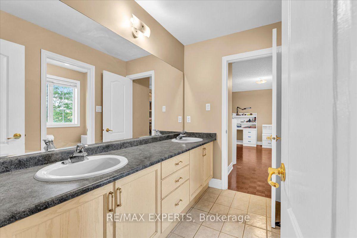 Photo 32 of 110 Velmar Drive, Vaughan, East Woodbridge — HOMEH