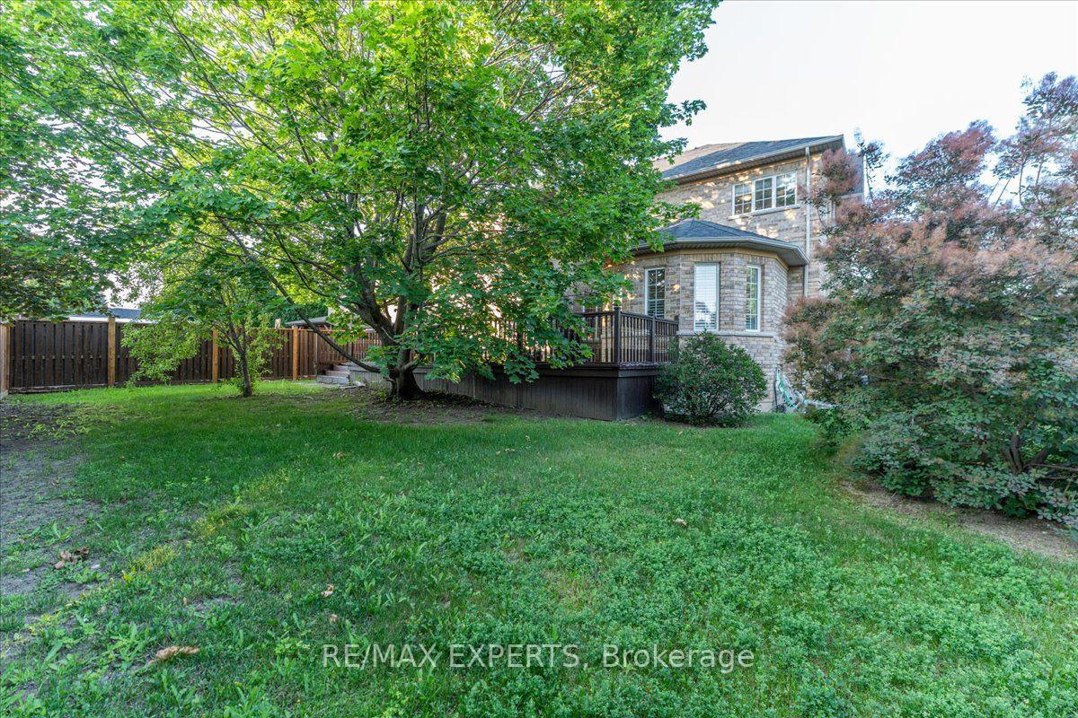 Photo 38 of 110 Velmar Drive, Vaughan, East Woodbridge — HOMEH