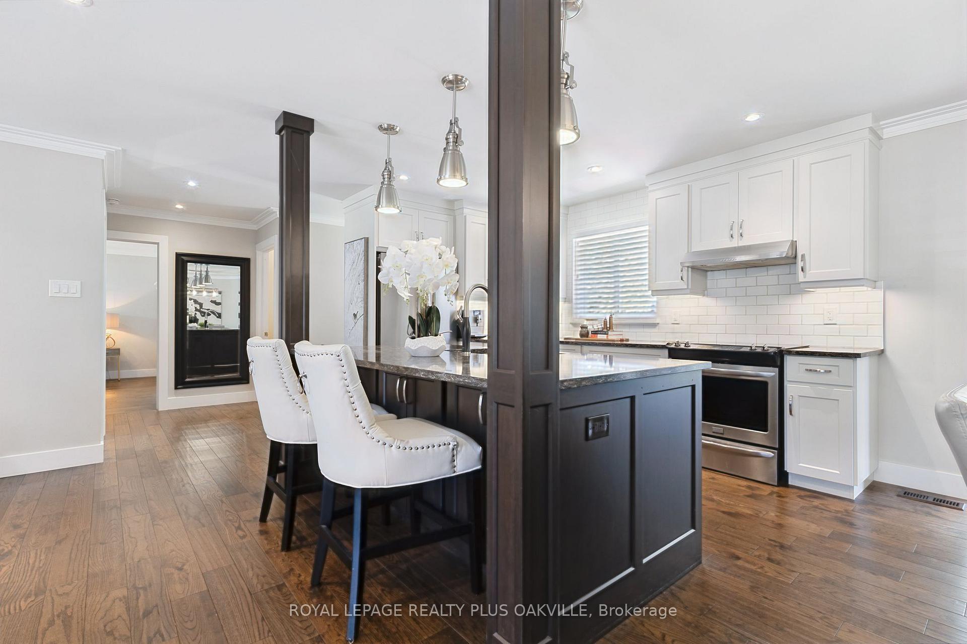 Photo 10 of 340 Clarendon Drive, Hamilton, Ancaster — HOMEH